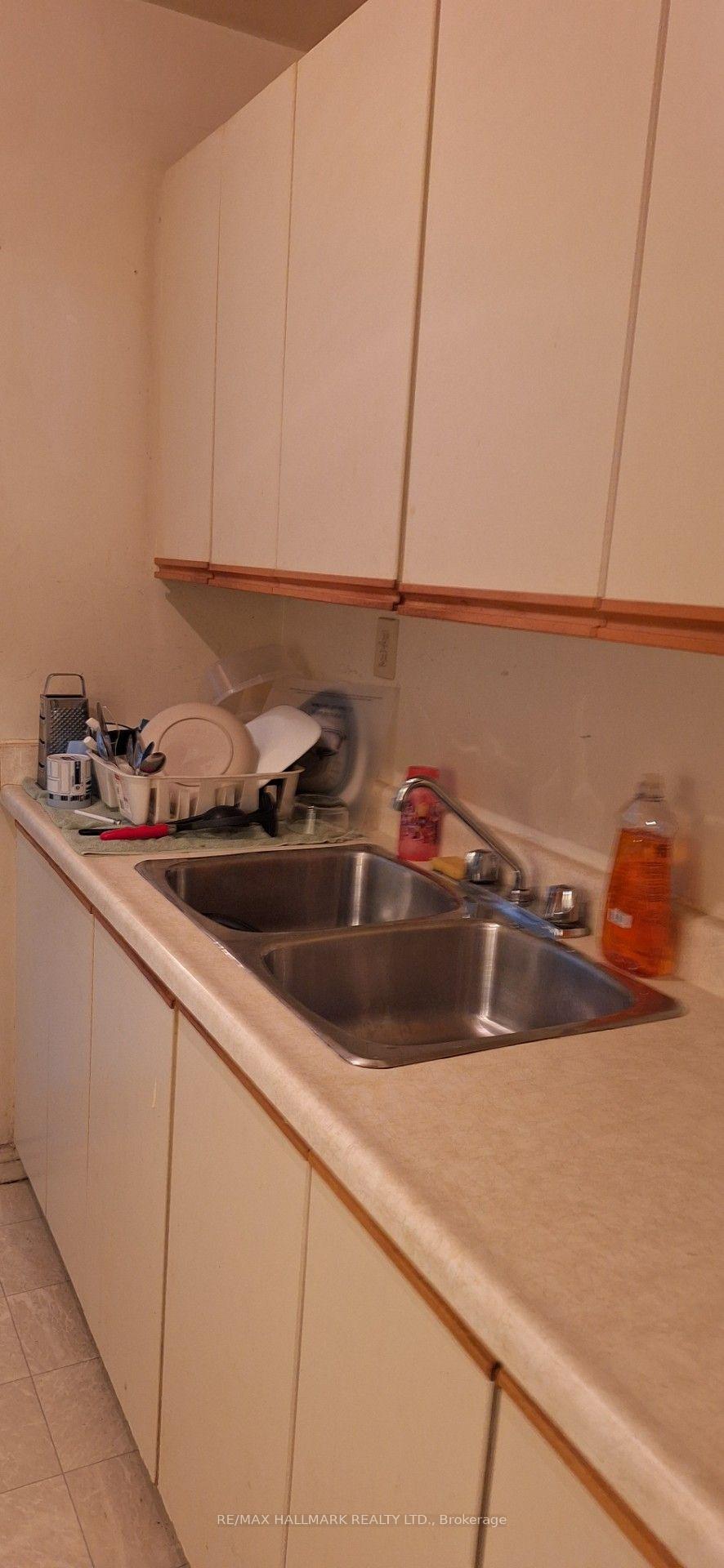 Photo 7 of Unit 4, 2 Chittim Street, Chatham-Kent, Blenheim — HOMEH