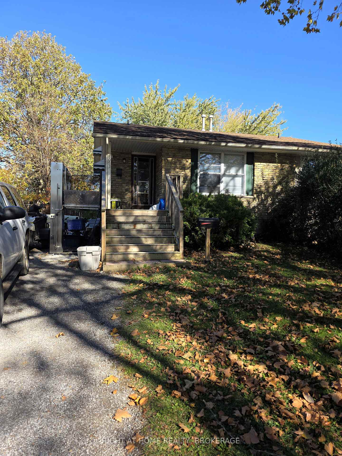 Photo 1 of 8073 Lynhurst Drive, Niagara Falls, West Wood — HOMEH