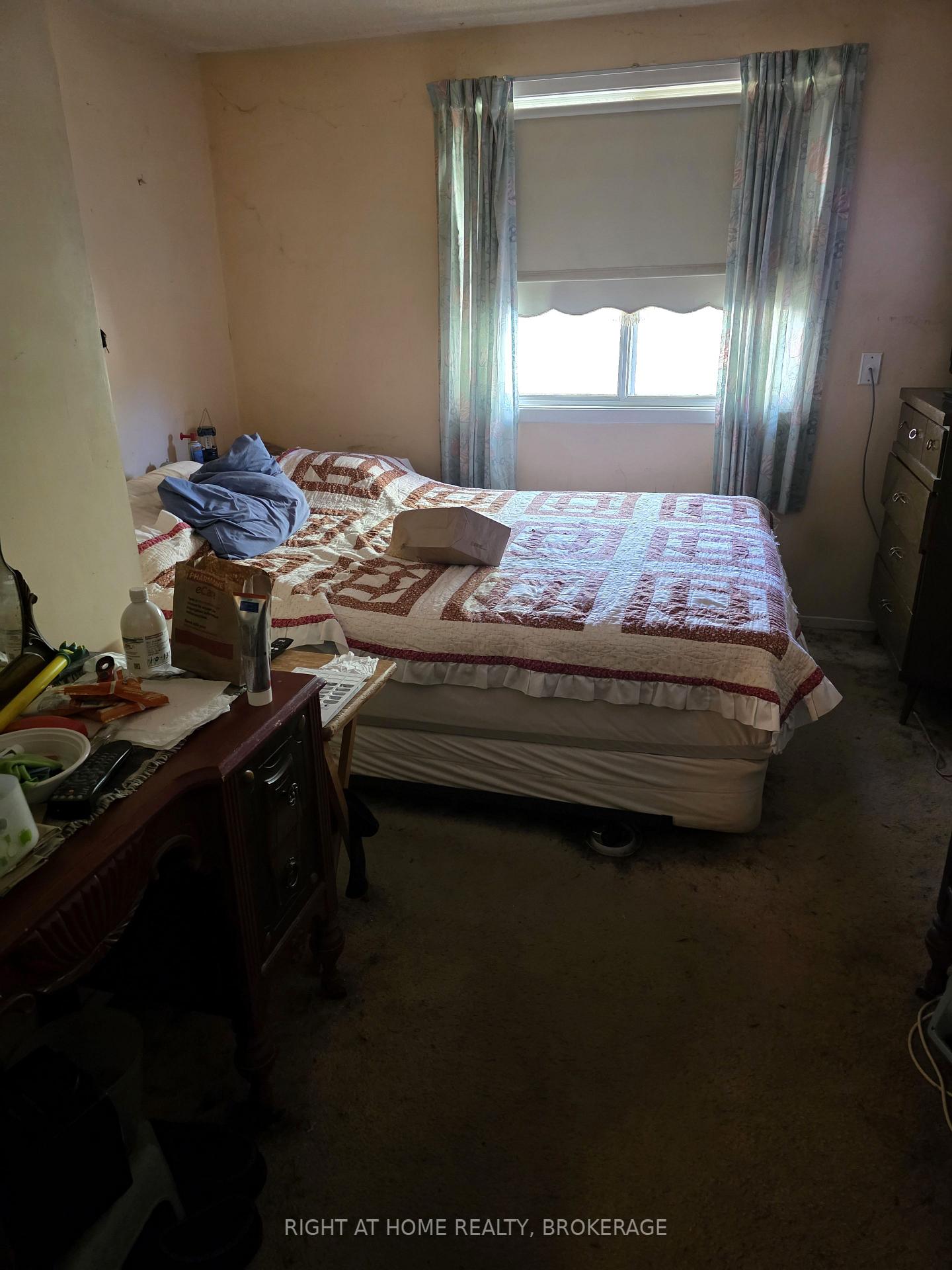 Photo 5 of 8073 Lynhurst Drive, Niagara Falls, West Wood — HOMEH