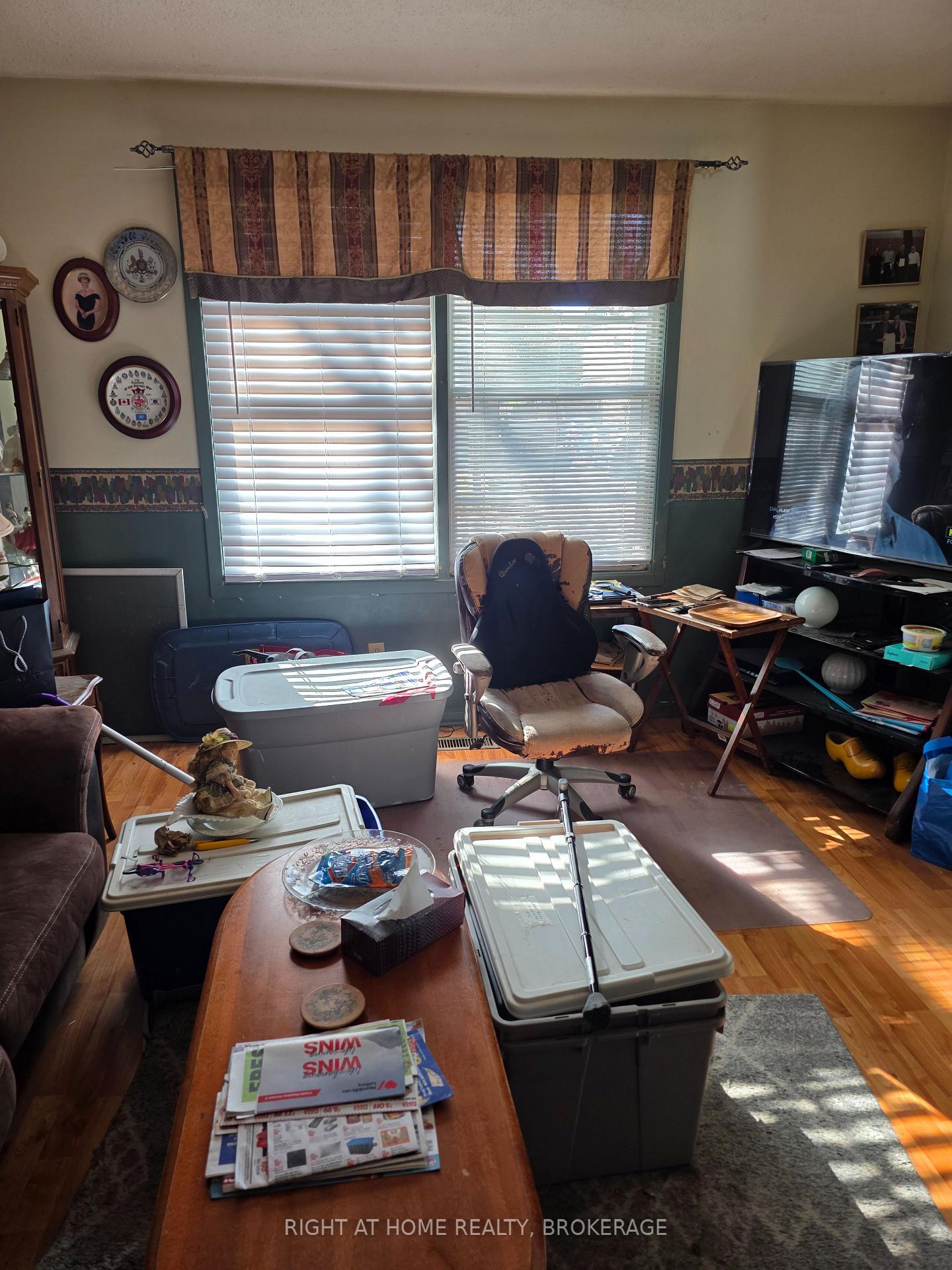 Photo 9 of 8073 Lynhurst Drive, Niagara Falls, West Wood — HOMEH