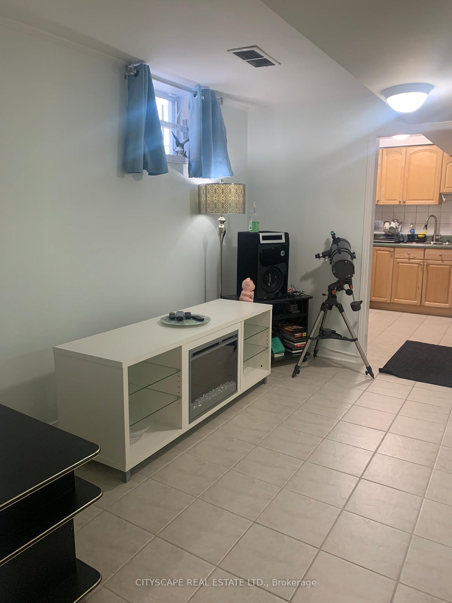Photo 7 of Unit Bsmt, 120 Hullmar Drive, North York, Black Creek — HOMEH
