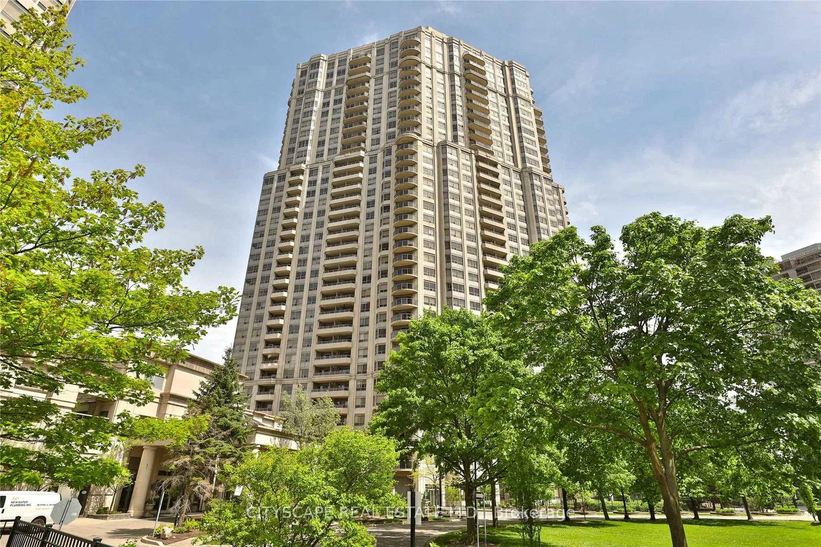 Front of Unit 1421, 25 Kingsbridge Garden Circle