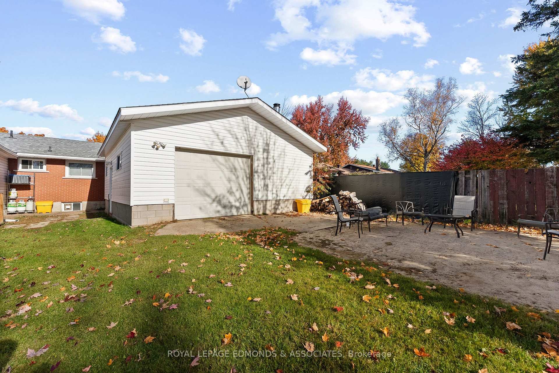 Photo 41 of 10 Sunset Crescent, Petawawa, Petawawa — HOMEH