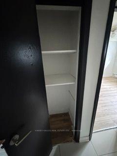 Photo 10 of Unit Lower, 437 Lawrence Avenue W, Toronto, Bedford Park-Nortown — HOMEH