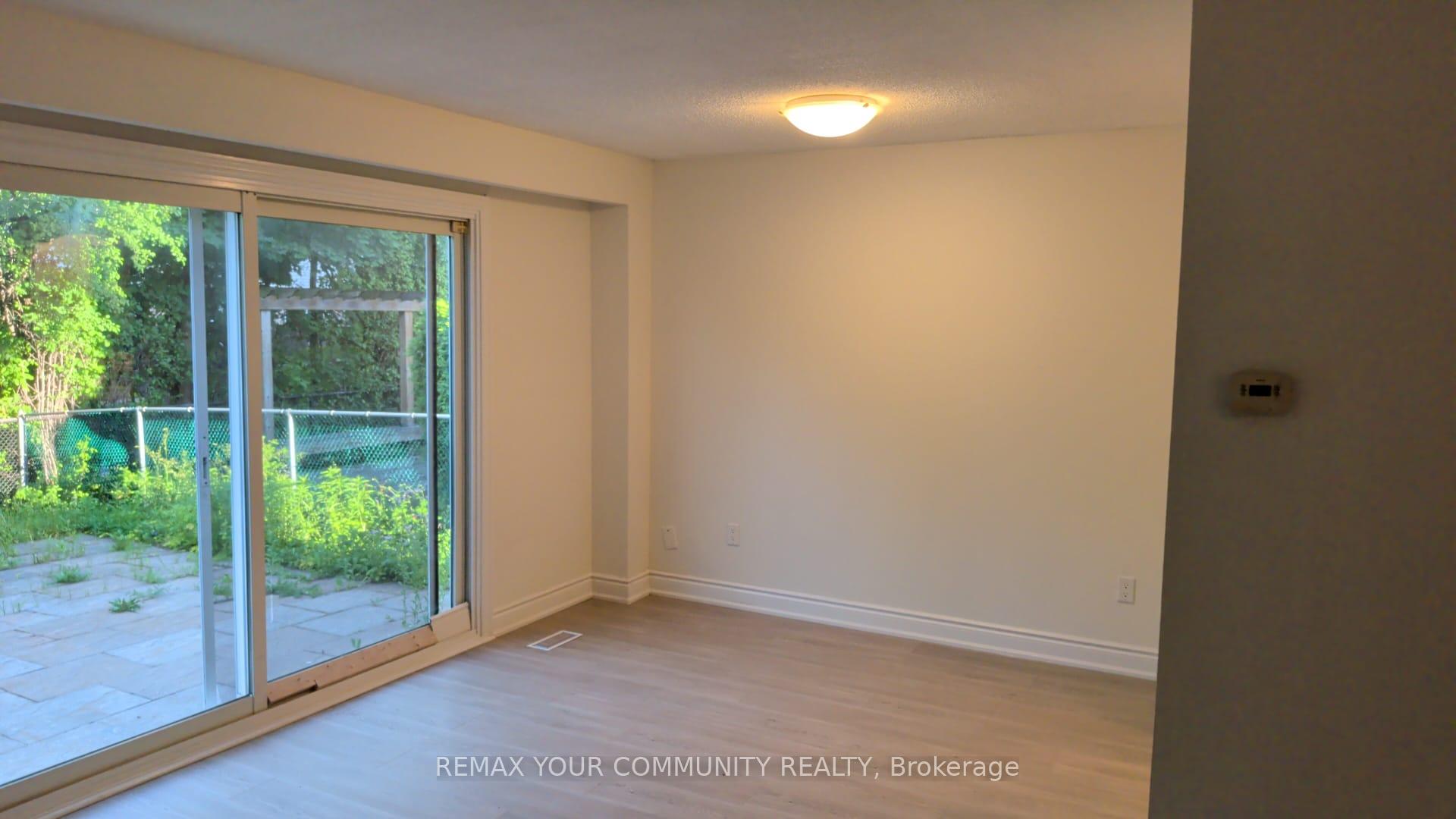 Photo 5 of Unit Upper, 4 Malabar Crescent S, Brampton, Central Park — HOMEH