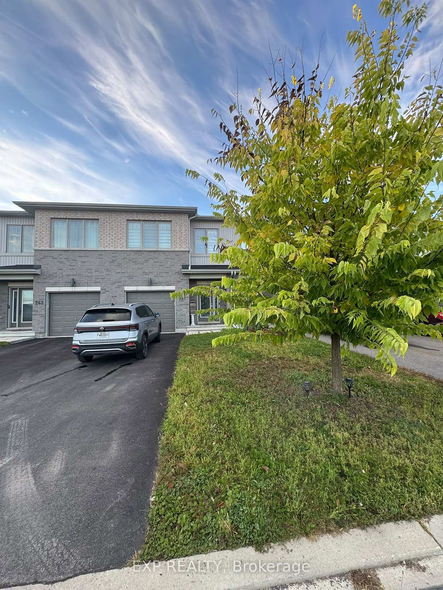 Photo 1 of 241 Pingwi Place, Ottawa, Blossom Park/Kemp Park/Findlay Creek — HOMEH