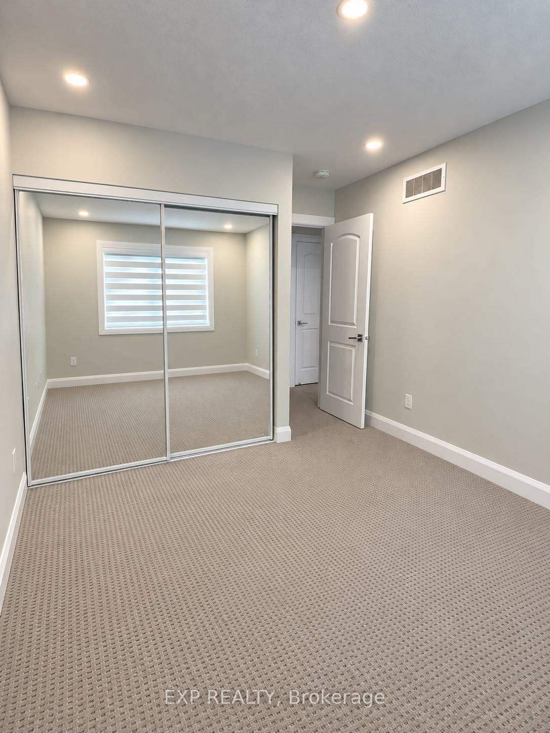 Photo 11 of 241 Pingwi Place, Ottawa, Blossom Park/Kemp Park/Findlay Creek — HOMEH
