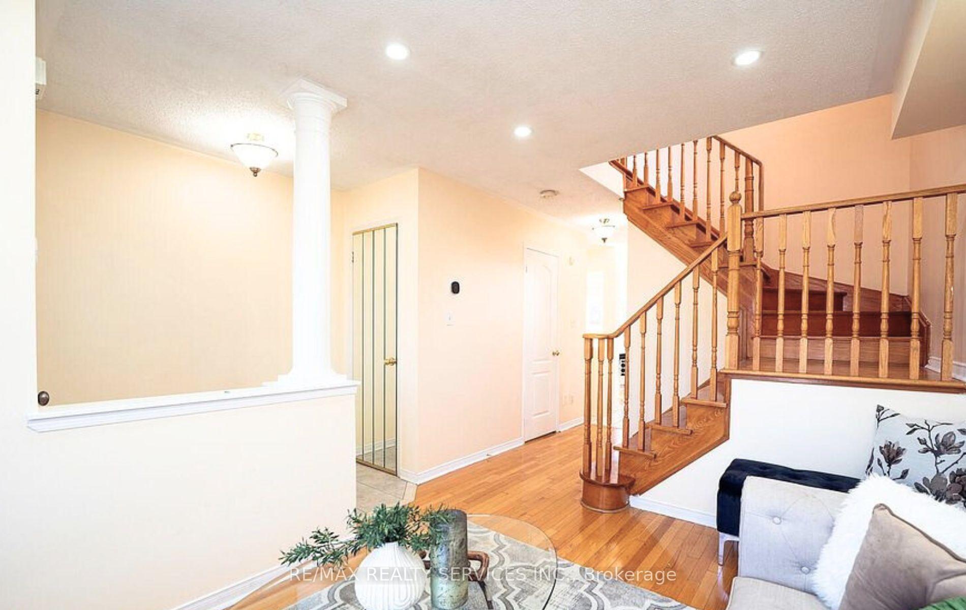 Photo 7 of Unit (Upper), 5944 Shelford Terrace, Mississauga, Churchill Meadows — HOMEH