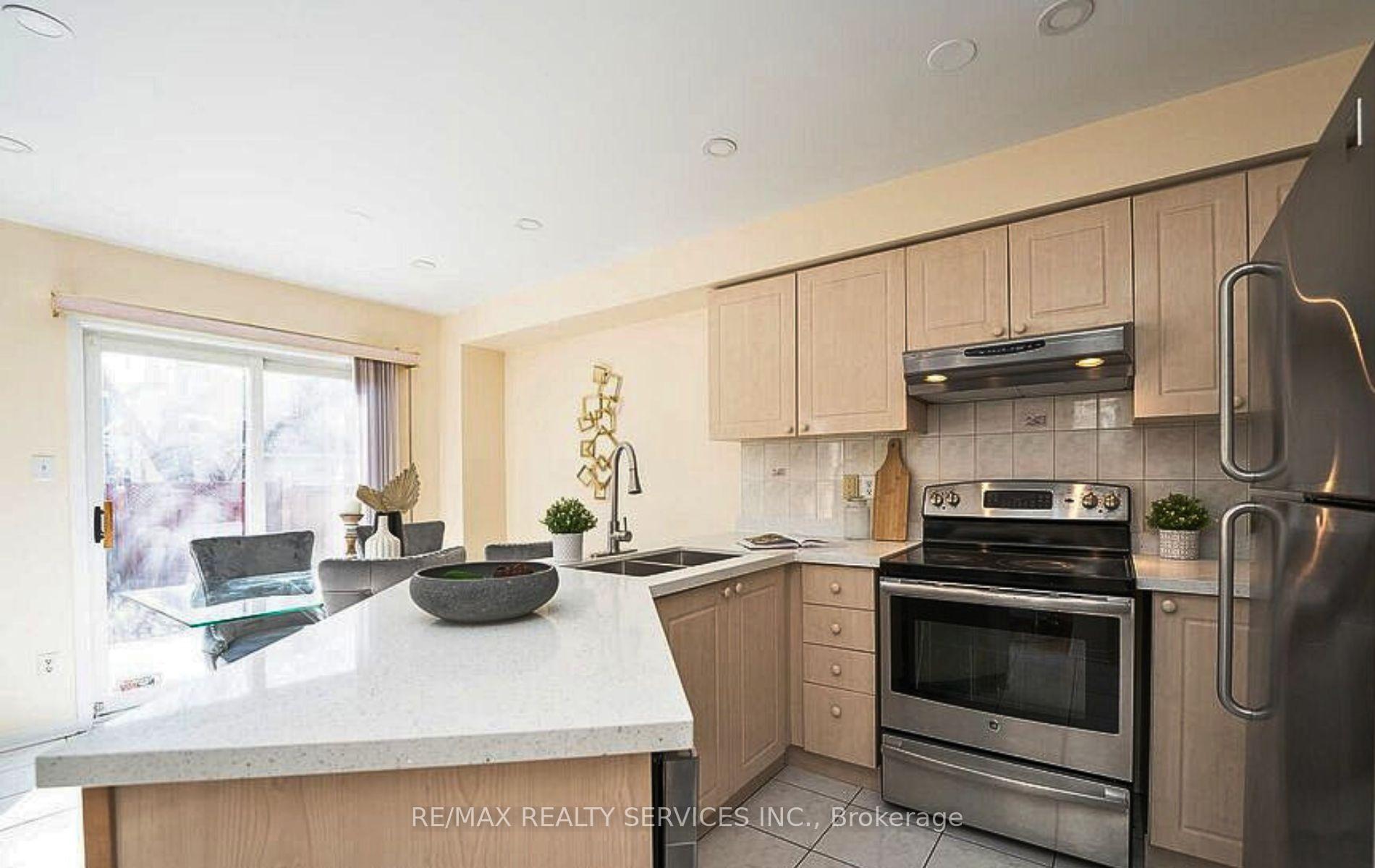 Photo 8 of Unit (Upper), 5944 Shelford Terrace, Mississauga, Churchill Meadows — HOMEH