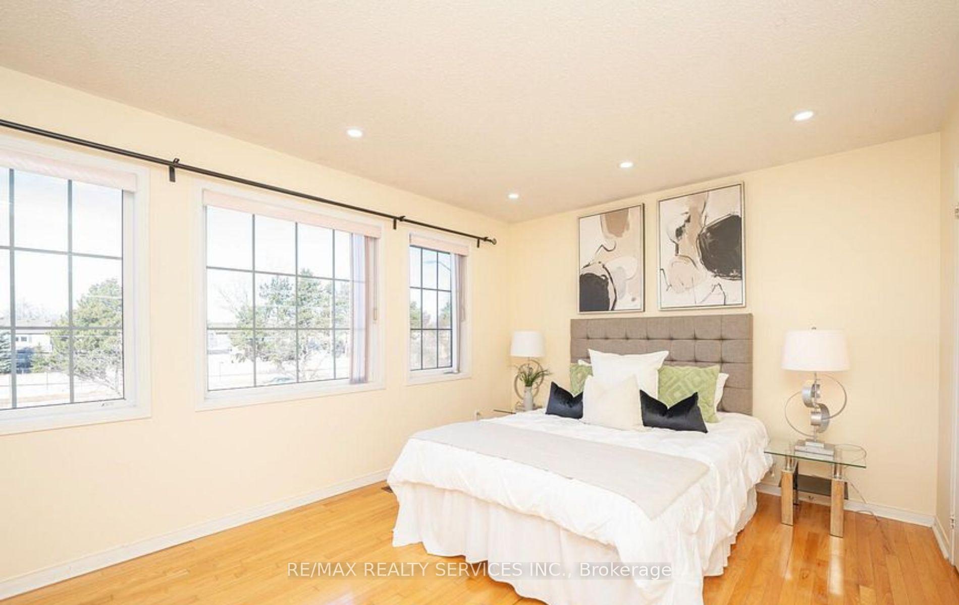 Photo 12 of Unit (Upper), 5944 Shelford Terrace, Mississauga, Churchill Meadows — HOMEH
