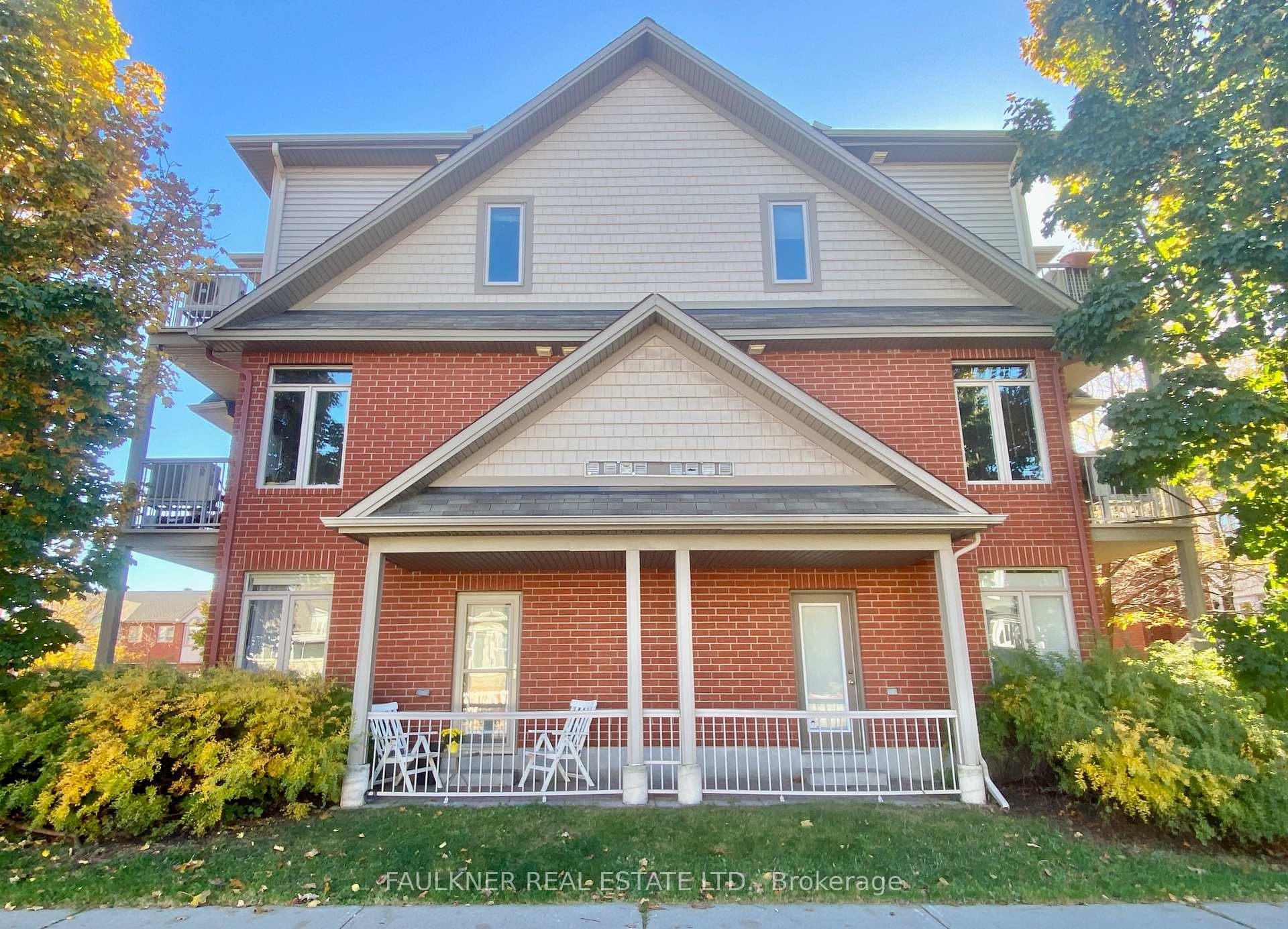 Photo 2 of Unit C, 280 Meilleur Private, Ottawa, Vanier — HOMEH