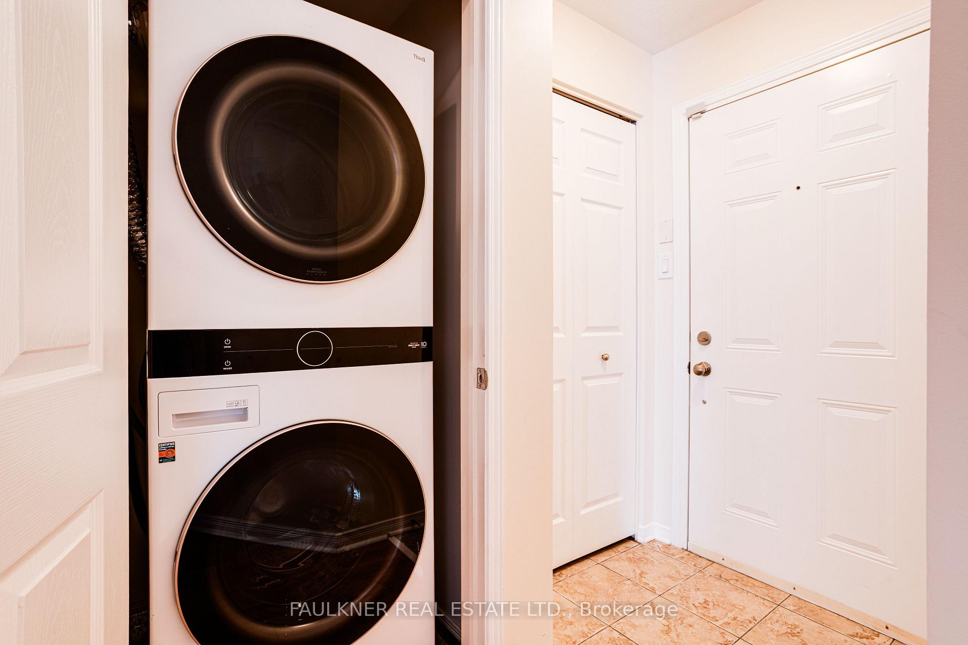 Photo 11 of Unit C, 280 Meilleur Private, Ottawa, Vanier — HOMEH