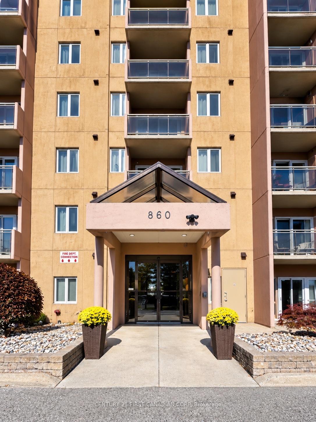 Photo 2 of Unit 401, 860 Commissioners Road E, London, South H — HOMEH