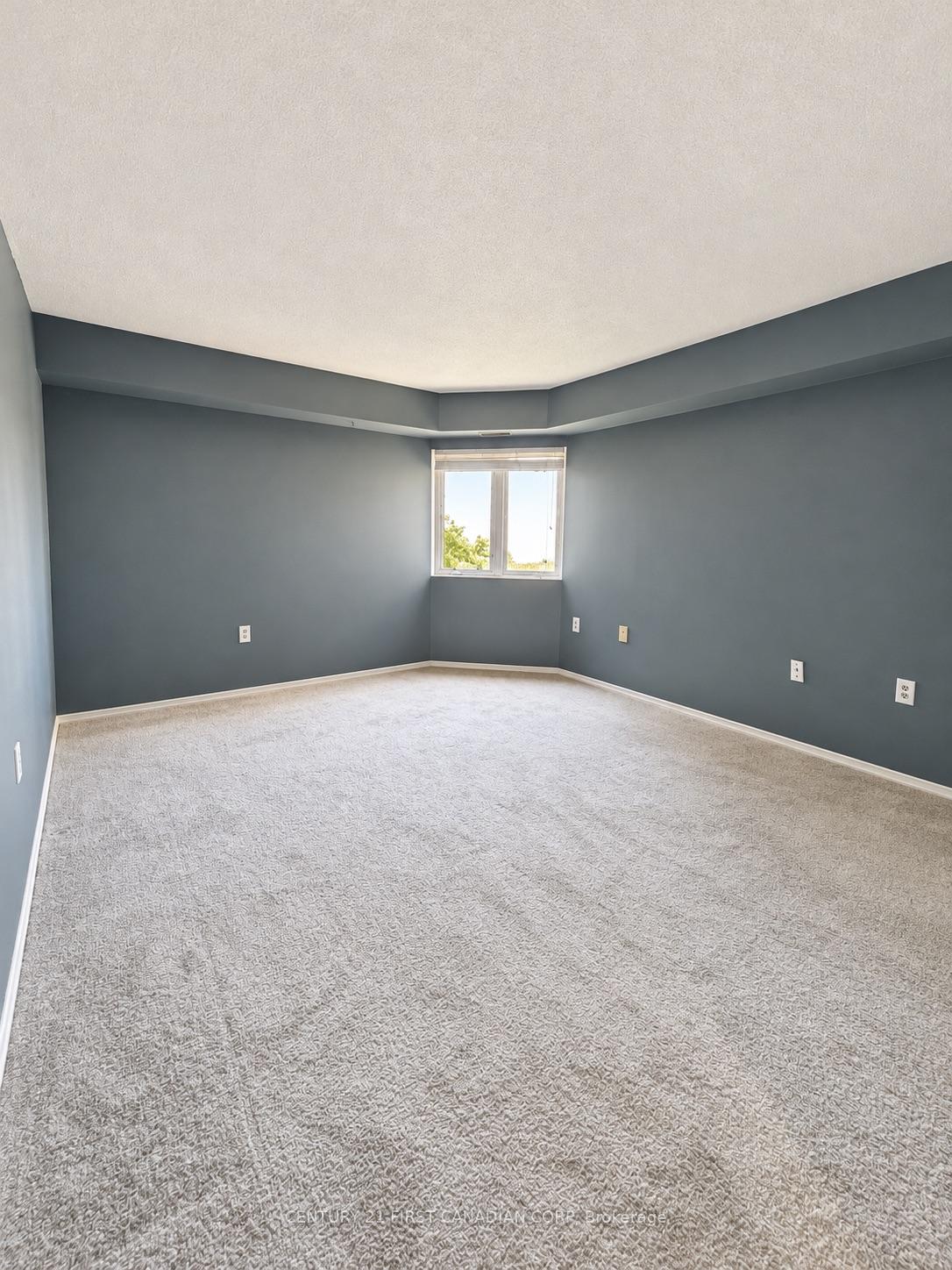 Photo 11 of Unit 401, 860 Commissioners Road E, London, South H — HOMEH