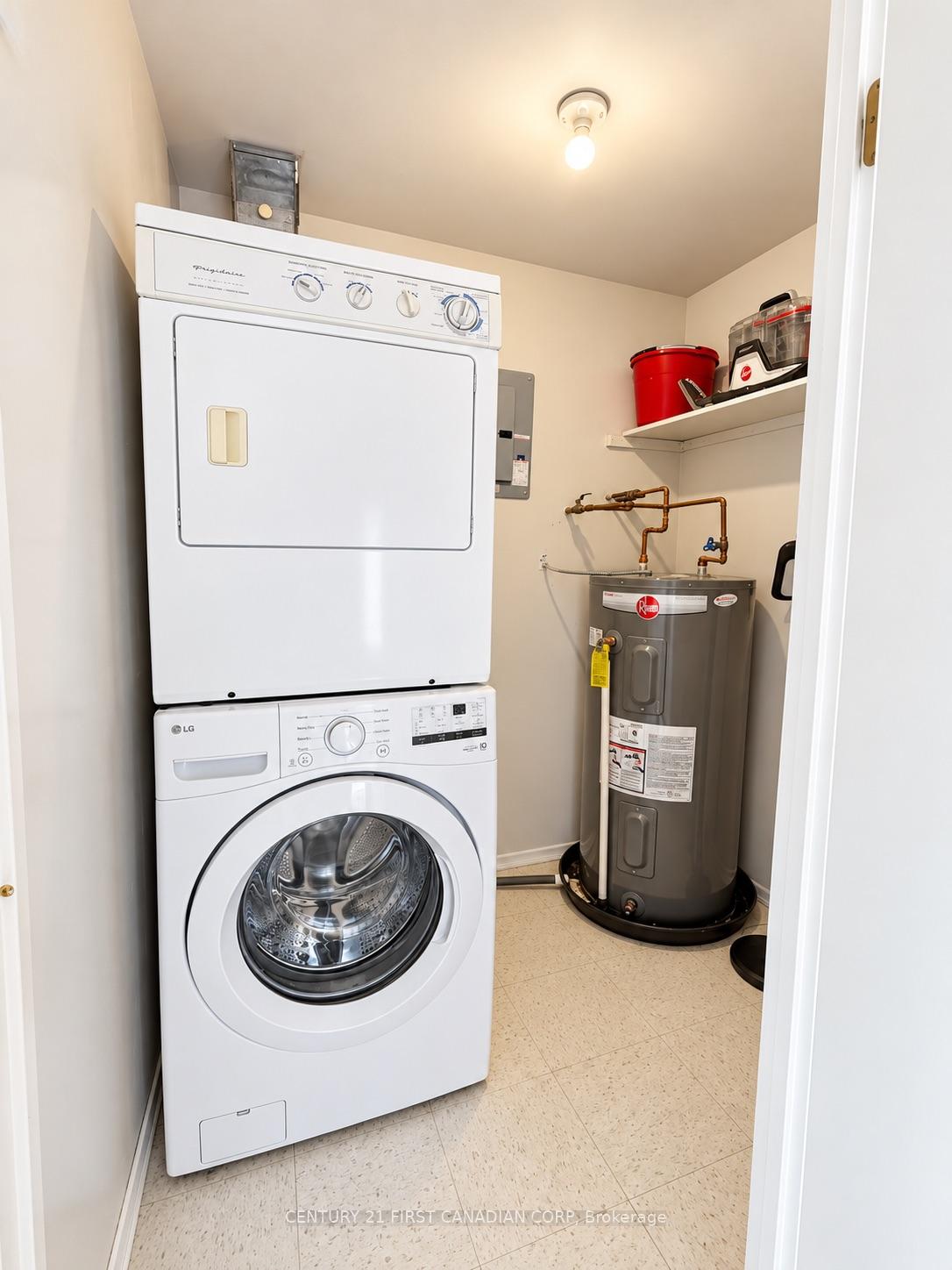 Photo 14 of Unit 401, 860 Commissioners Road E, London, South H — HOMEH