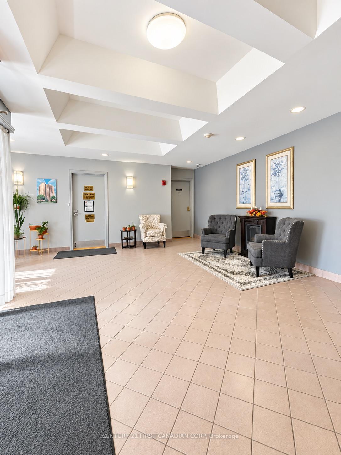 Photo 18 of Unit 401, 860 Commissioners Road E, London, South H — HOMEH