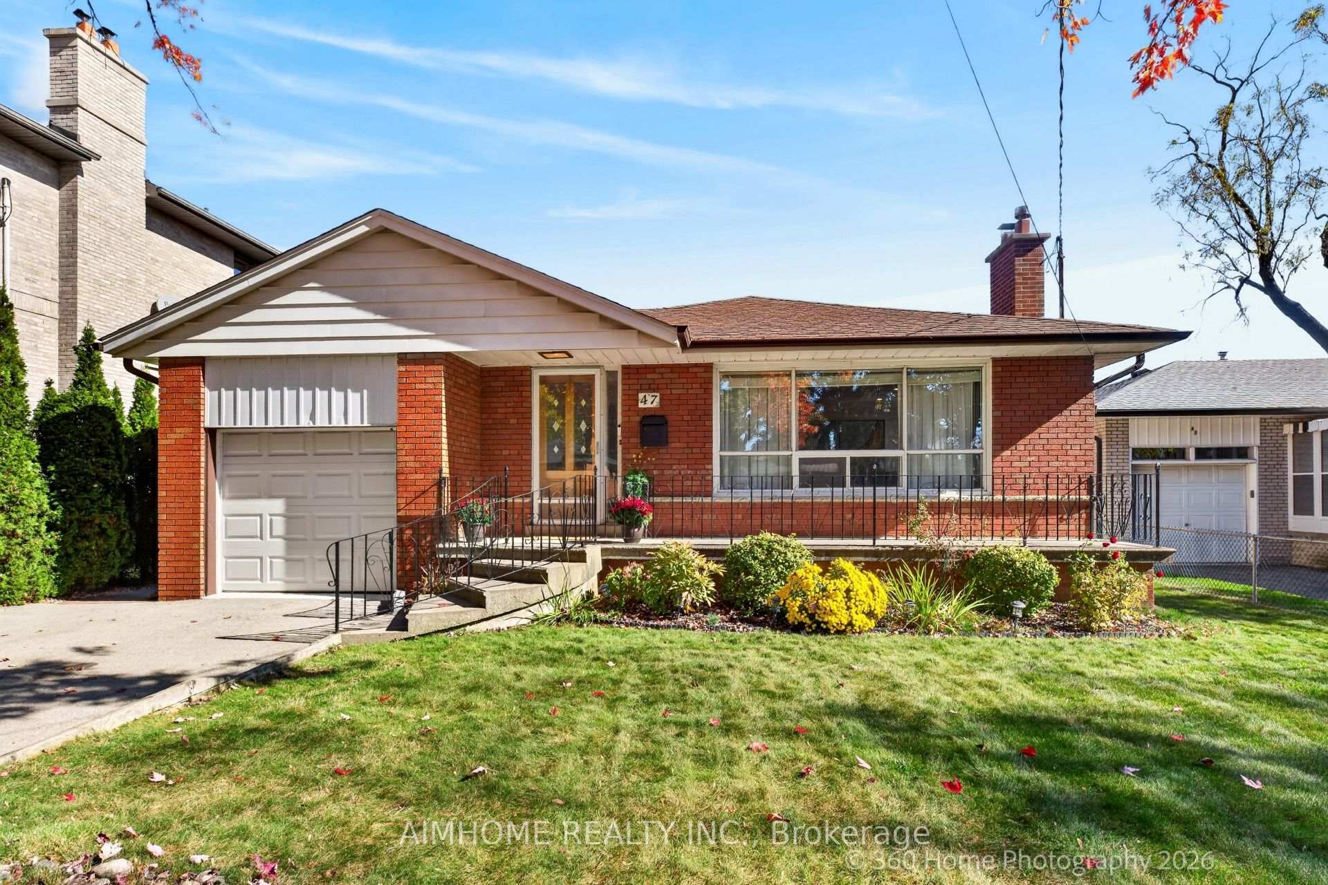 Photo 1 of 47 Silverhill Drive, Etobicoke, Islington-City Centre West — HOMEH