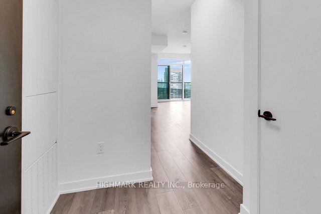 Photo 5 of Unit 2913S, 127 Broadway Avenue, Toronto, Mount Pleasant West — HOMEH