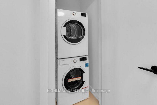 Photo 15 of Unit 2913S, 127 Broadway Avenue, Toronto, Mount Pleasant West — HOMEH
