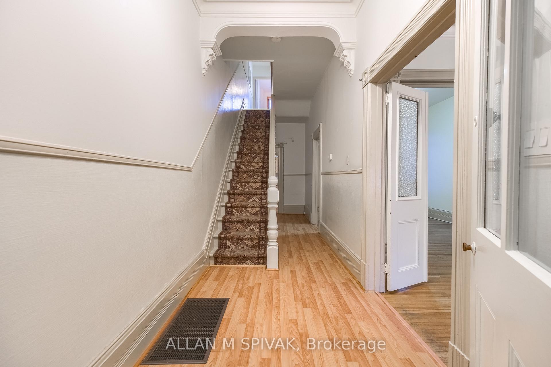 Photo 13 of 11 Major Street, Toronto, University — HOMEH