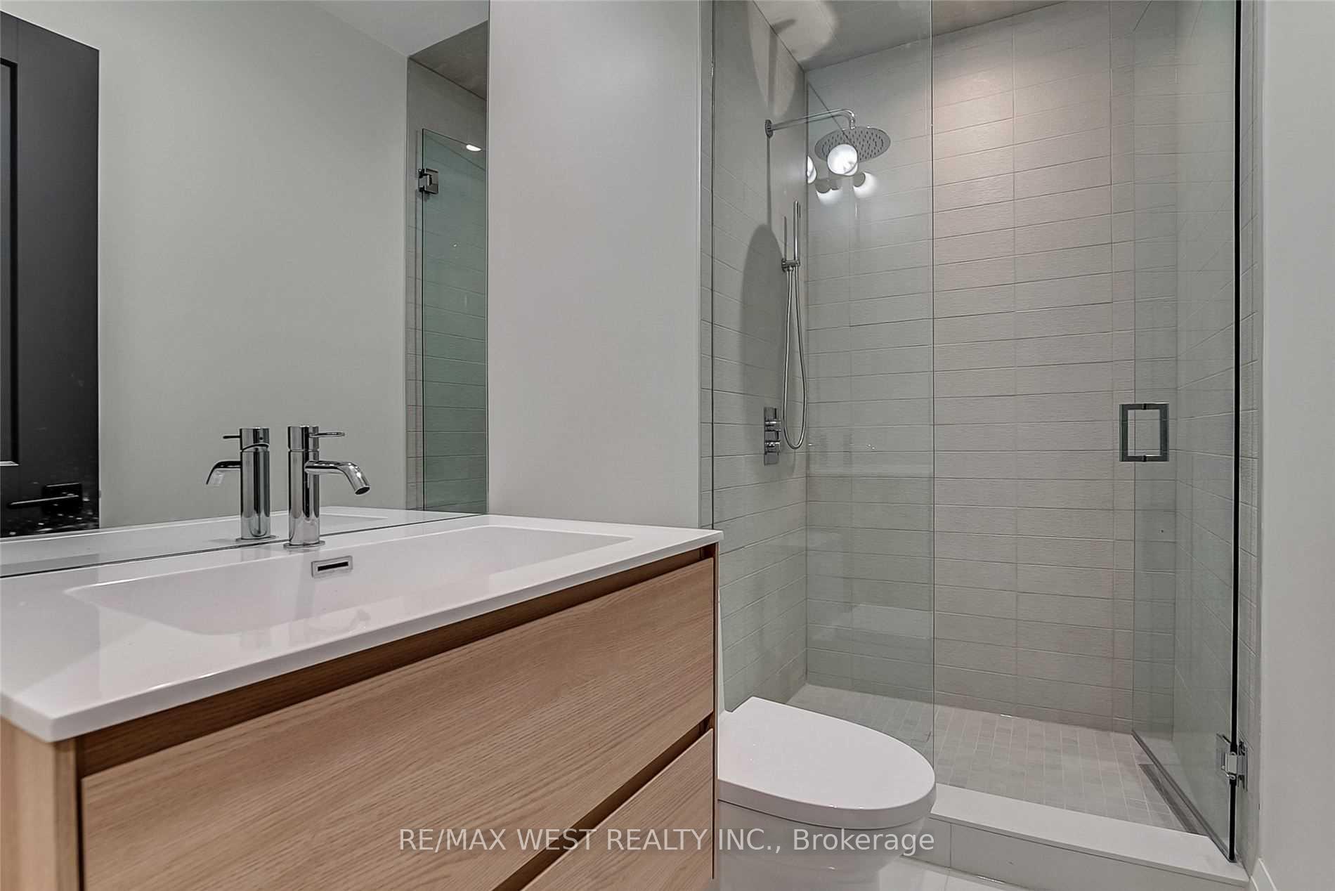 Photo 6 of Unit 3rd, 201 Cedric Avenue, Toronto, Oakwood Village — HOMEH