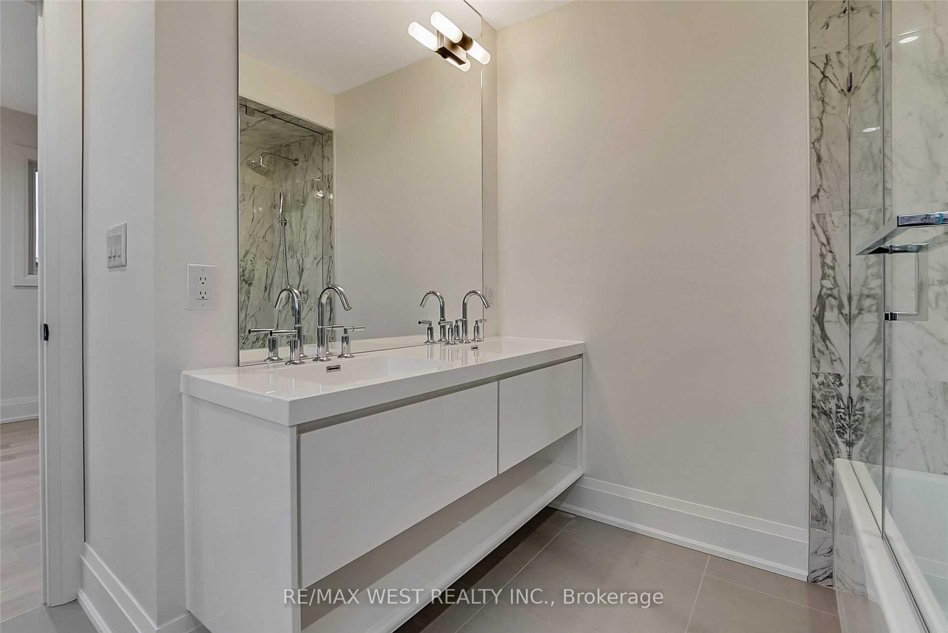 Photo 10 of Unit 3rd, 201 Cedric Avenue, Toronto, Oakwood Village — HOMEH