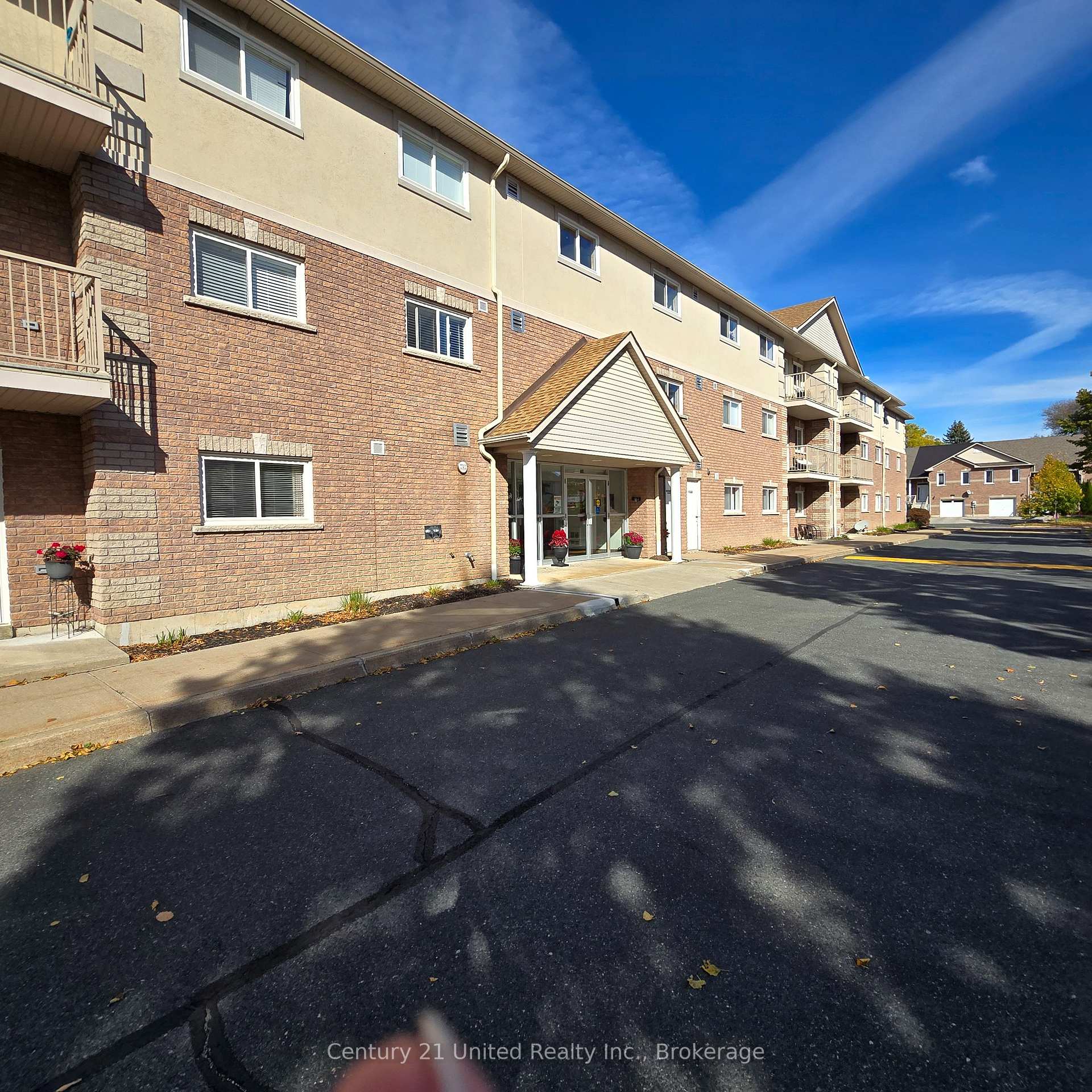 Photo of Unit 102, 841 Battell Street