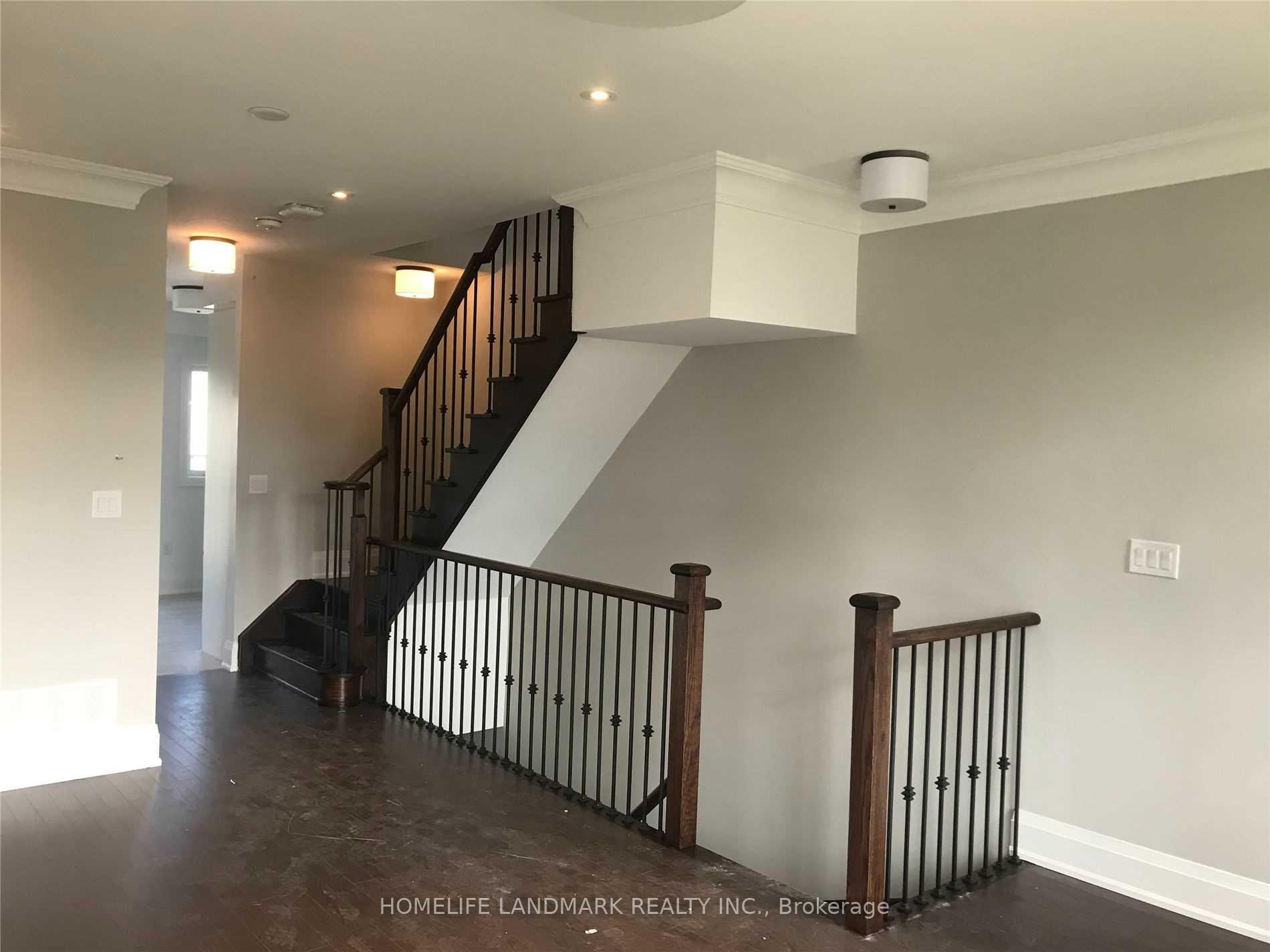 Photo 7 of 111 Feeney Lane, Markham, Commerce Valley — HOMEH