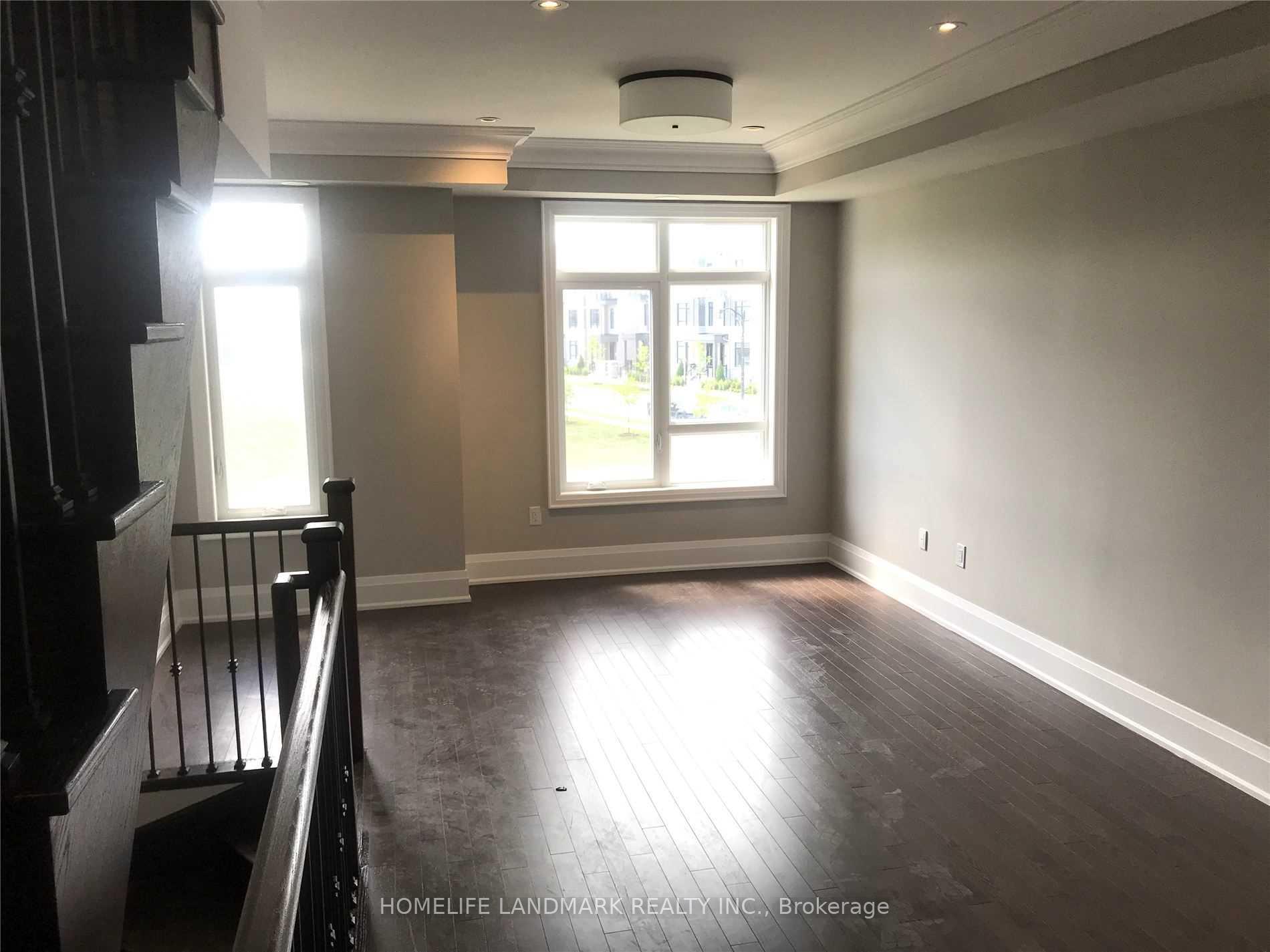 Photo 8 of 111 Feeney Lane, Markham, Commerce Valley — HOMEH