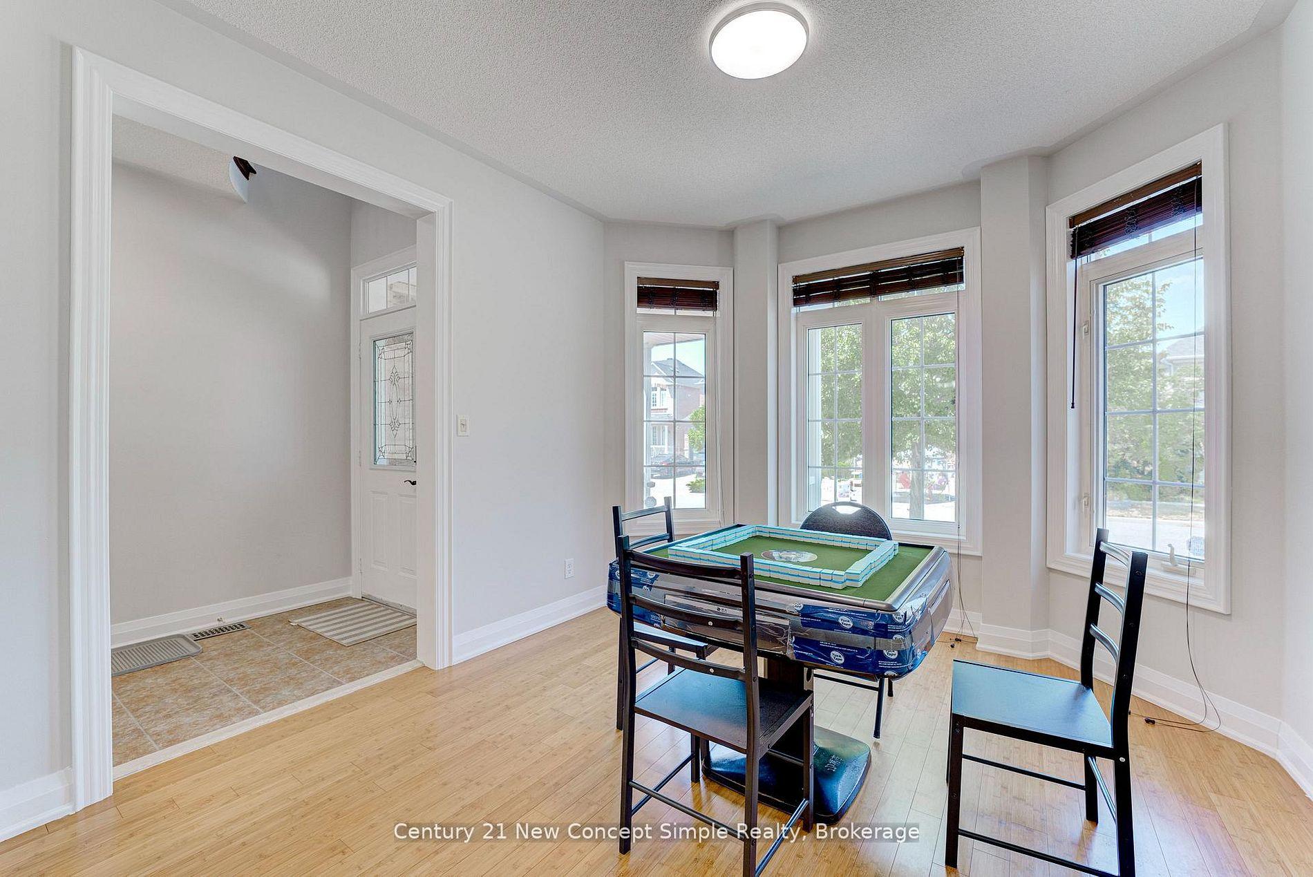 Photo 3 of 31 Donhaven Road, Markham, Greensborough — HOMEH