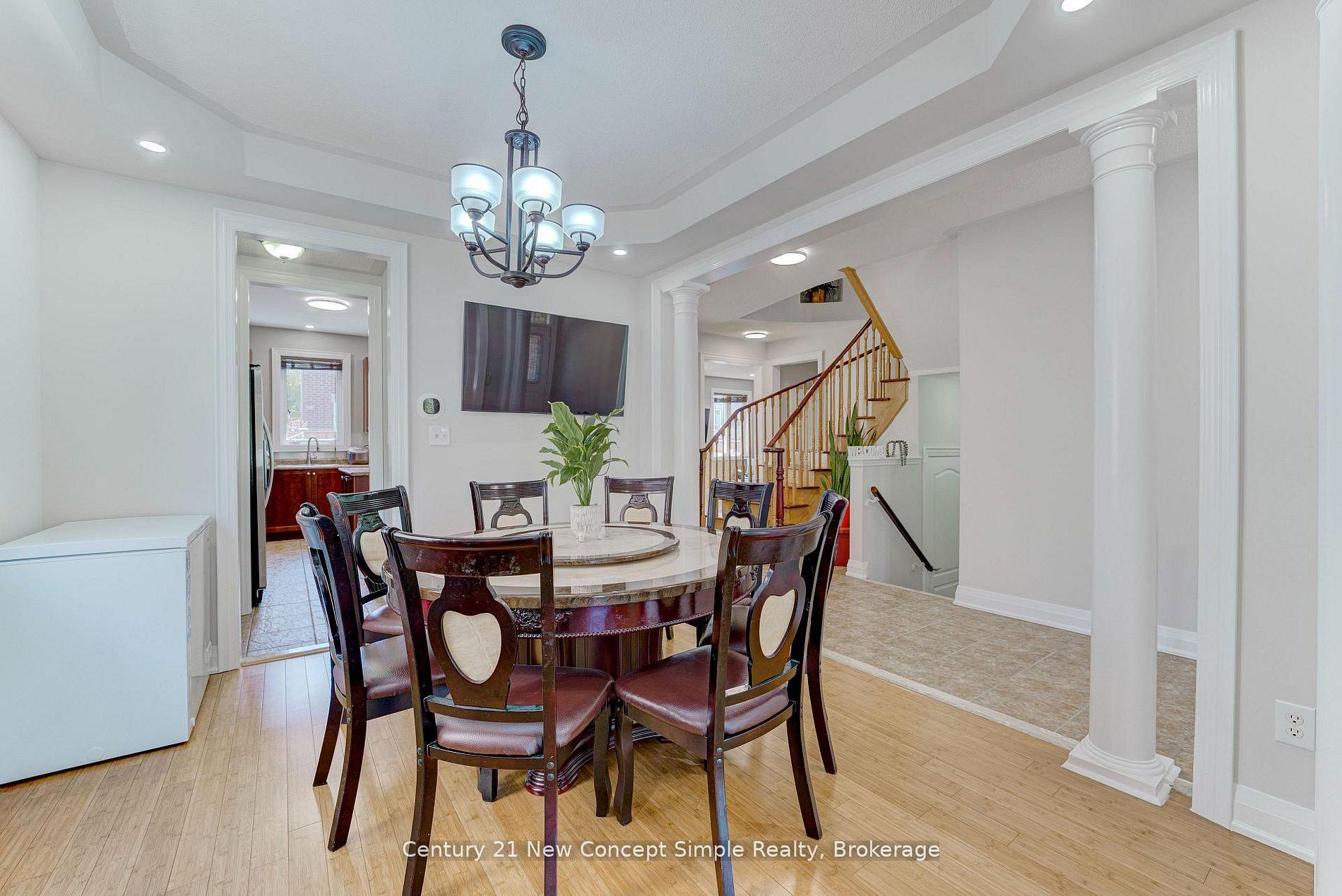 Photo 5 of 31 Donhaven Road, Markham, Greensborough — HOMEH