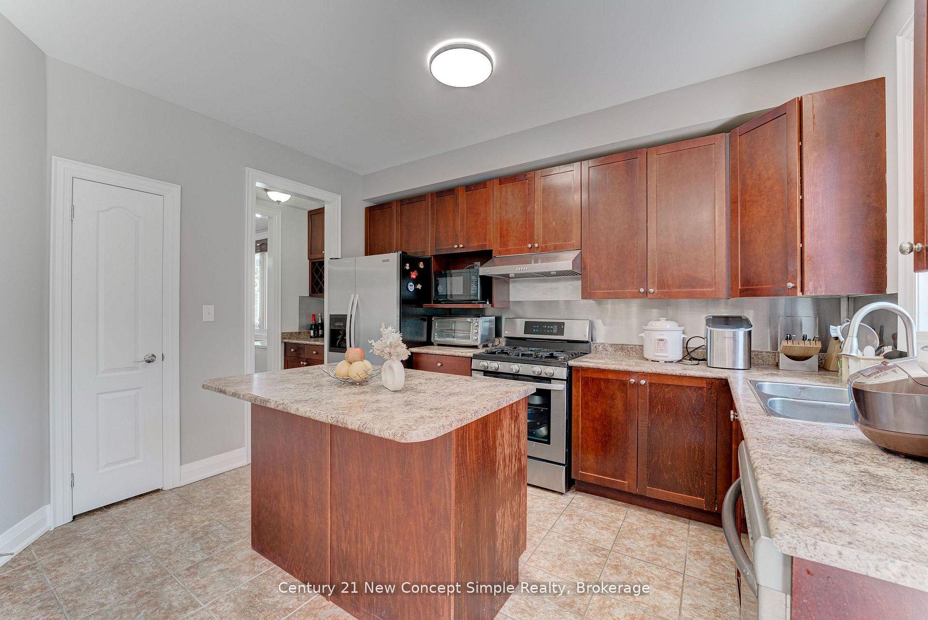 Photo 11 of 31 Donhaven Road, Markham, Greensborough — HOMEH