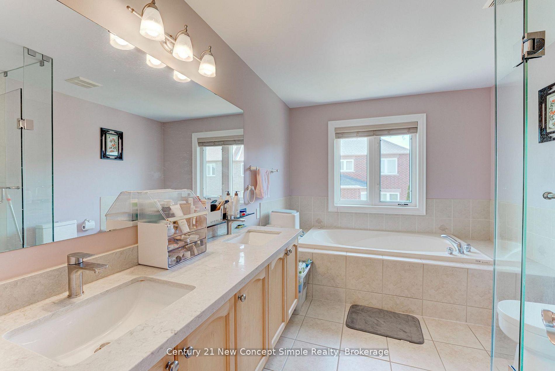 Photo 18 of 31 Donhaven Road, Markham, Greensborough — HOMEH