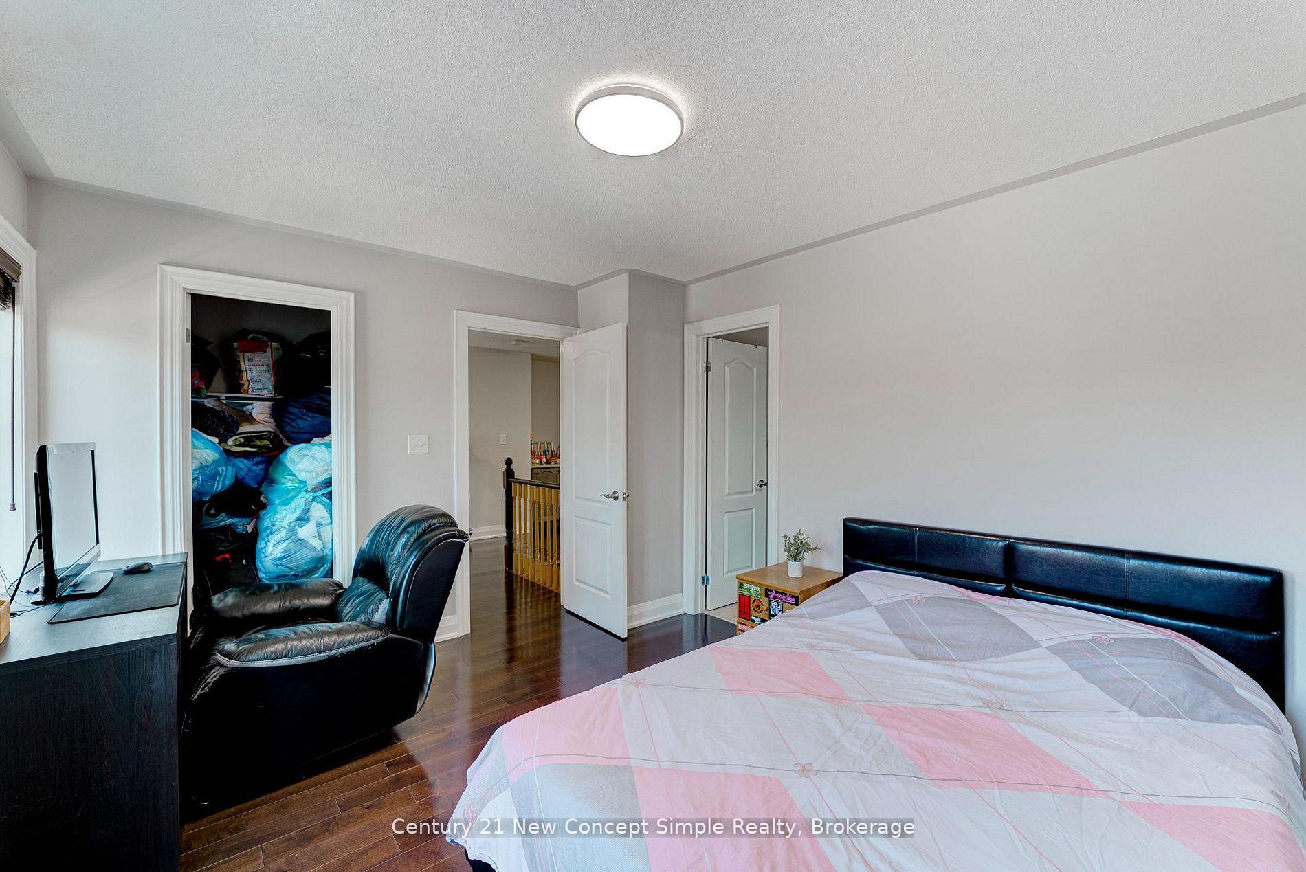 Photo 27 of 31 Donhaven Road, Markham, Greensborough — HOMEH