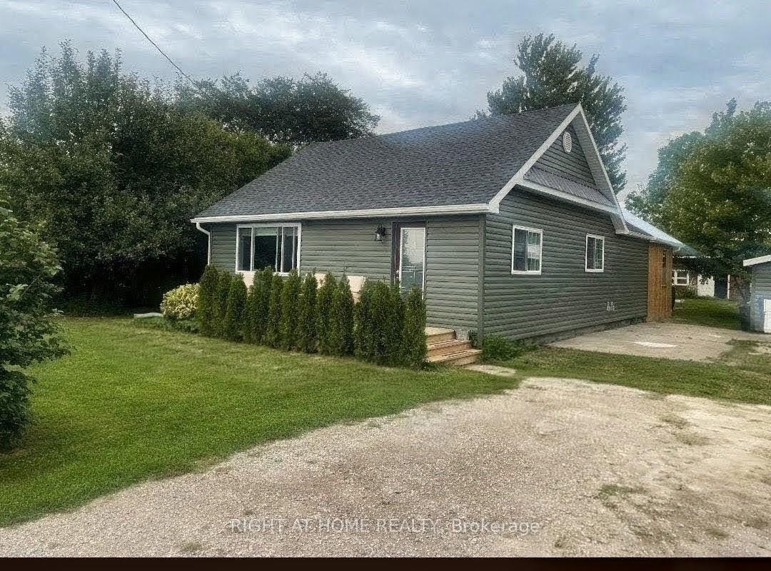 Photo 1 of 7231 Baseline Road E, Chatham-Kent, Wallaceburg — HOMEH