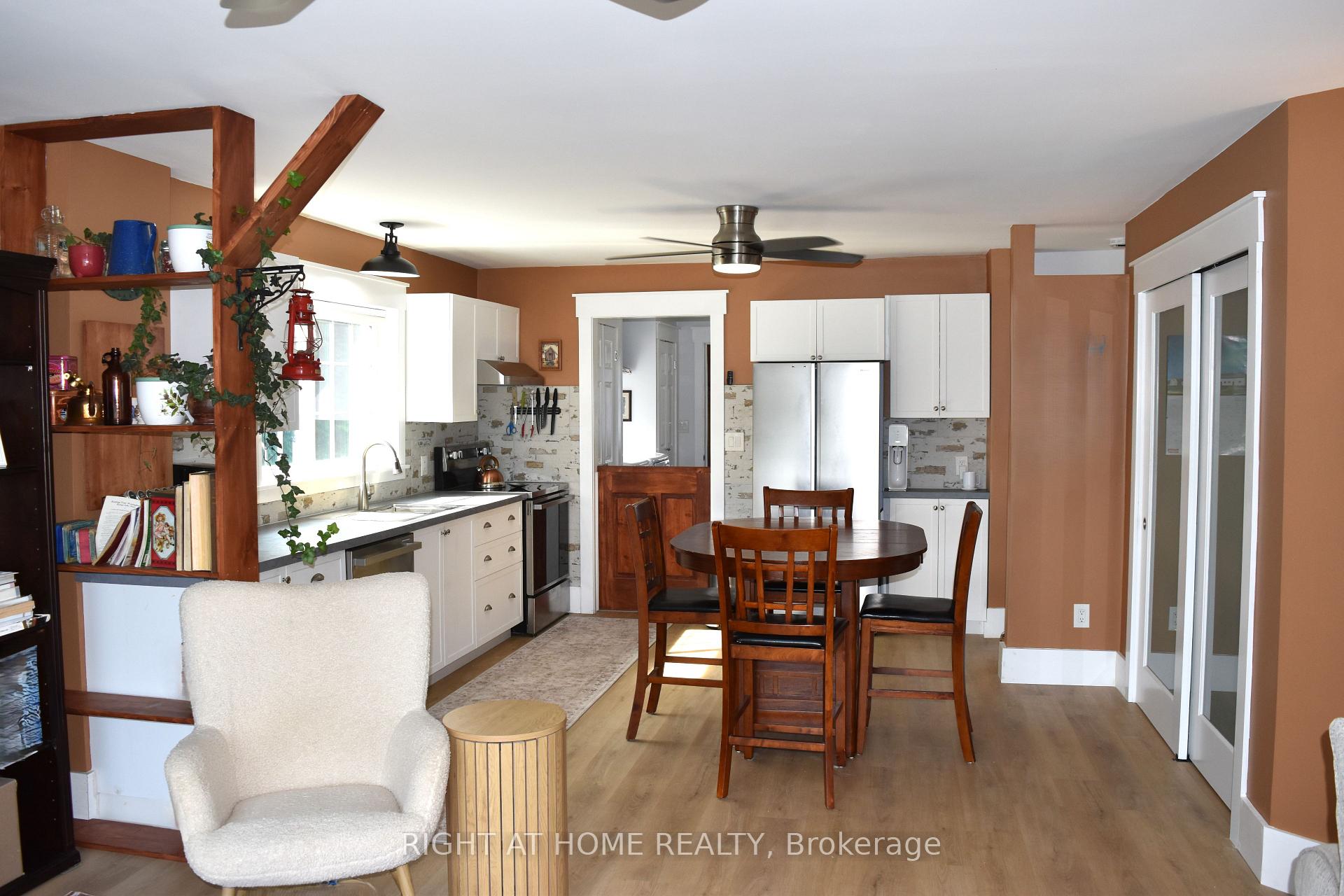 Photo 12 of 7231 Baseline Road E, Chatham-Kent, Wallaceburg — HOMEH