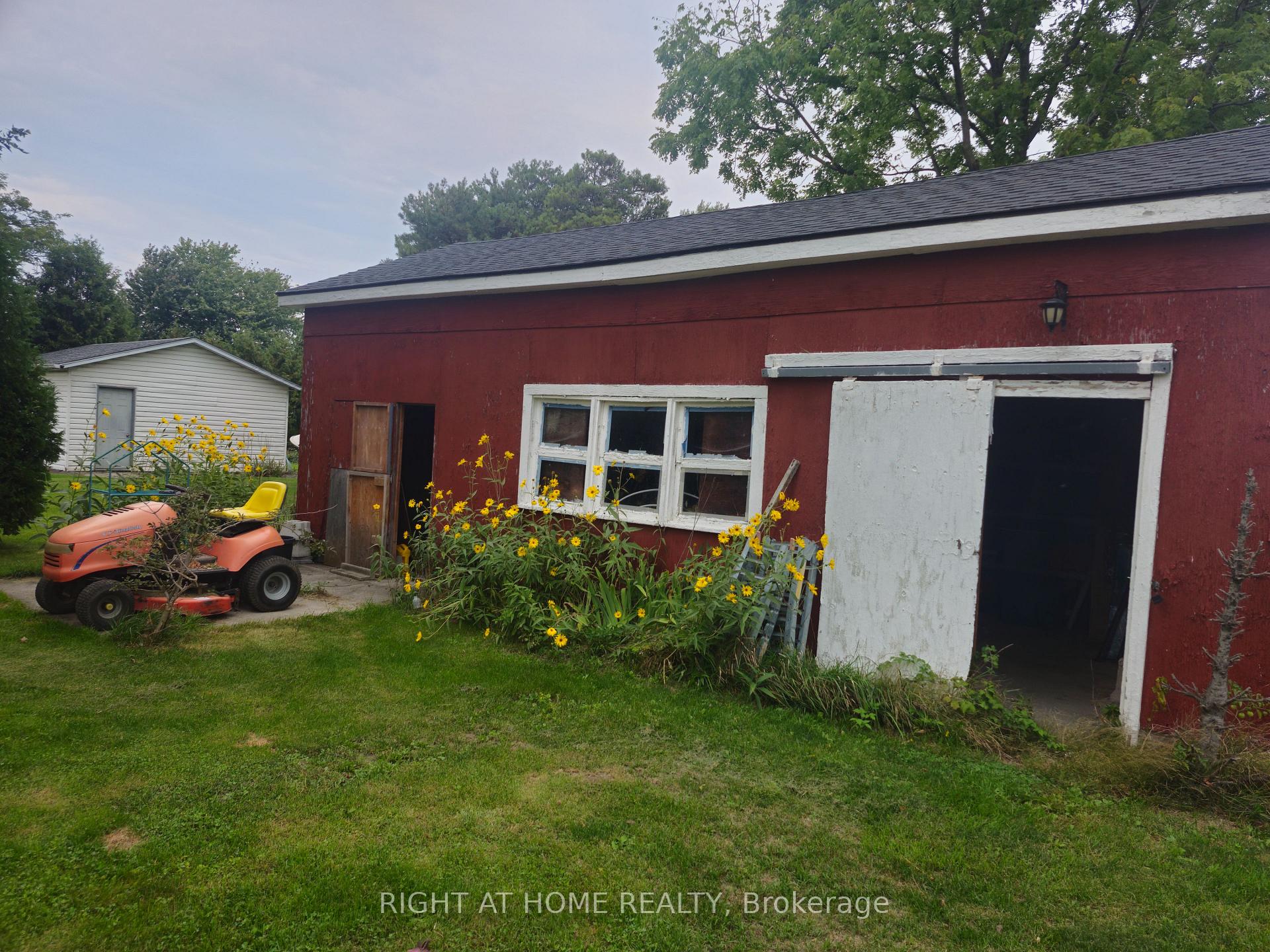 Photo 36 of 7231 Baseline Road E, Chatham-Kent, Wallaceburg — HOMEH