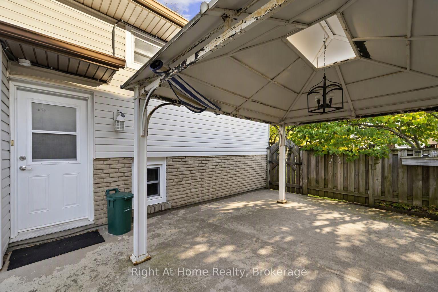 Photo 1 of Unit Basement, 7315 Freeman Street, Niagara Falls, Morrison — HOMEH
