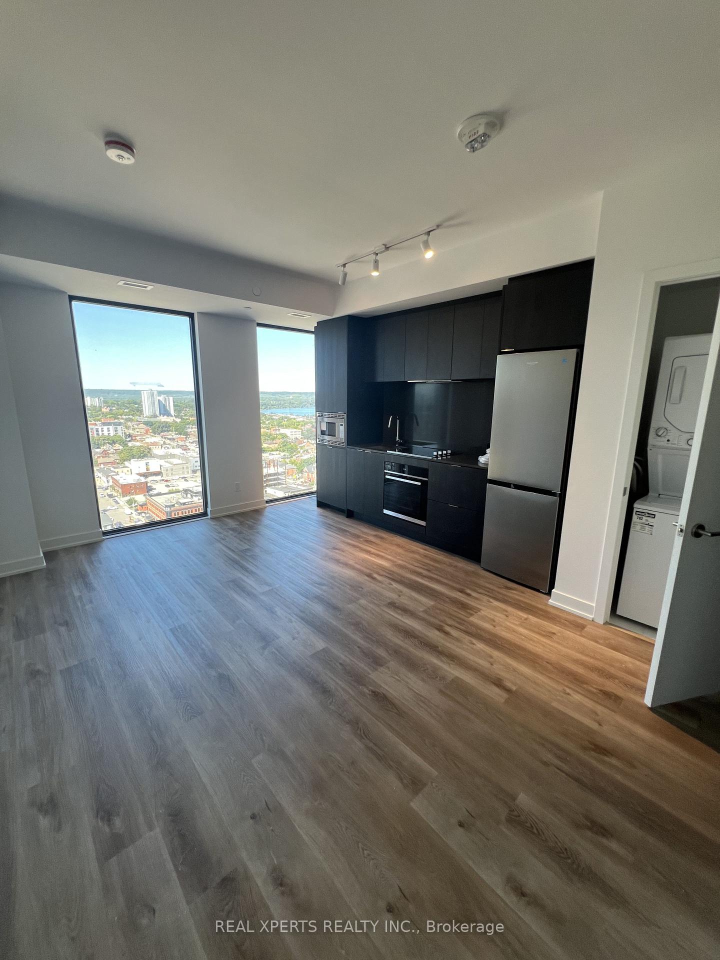 Photo 7 of Unit 2107, 91 John Street N, Hamilton, Beasley — HOMEH