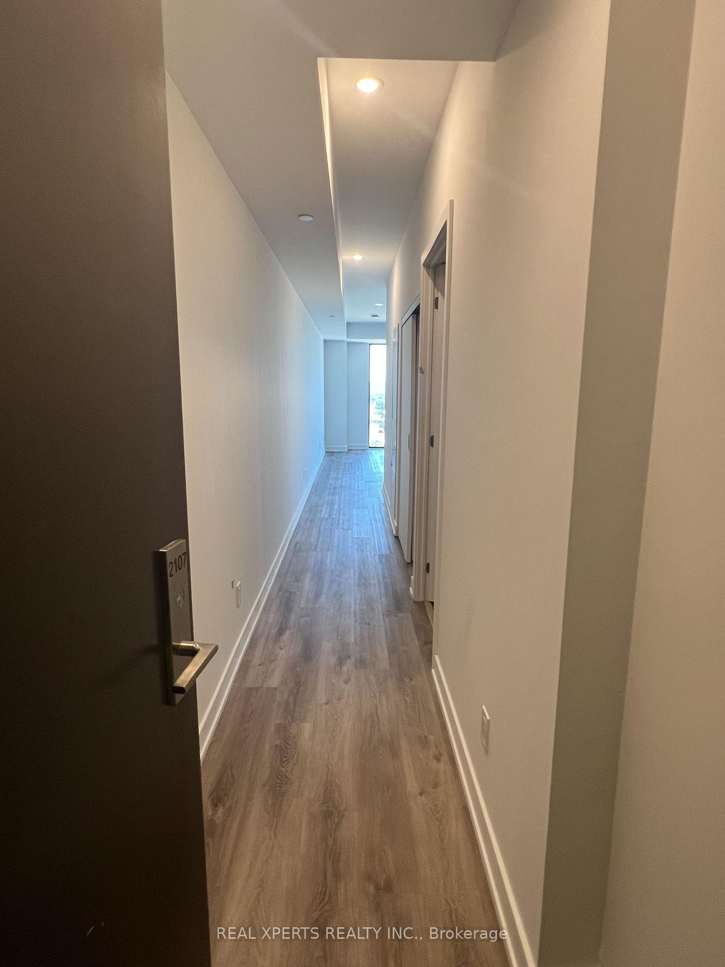 Photo 8 of Unit 2107, 91 John Street N, Hamilton, Beasley — HOMEH