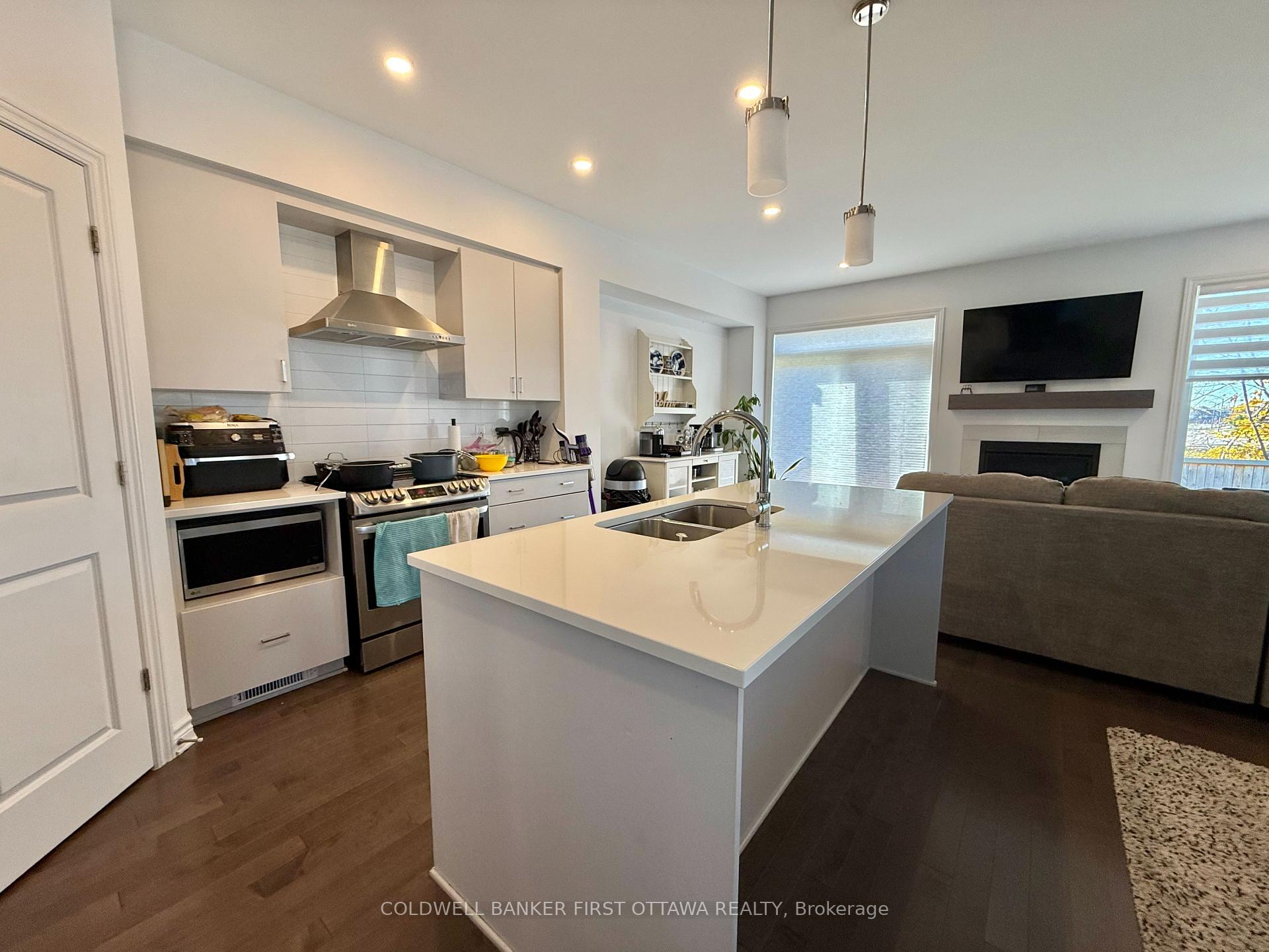 Photo 7 of 1000 Eider Street, Ottawa, Riverside South/Gloucester Glen — HOMEH