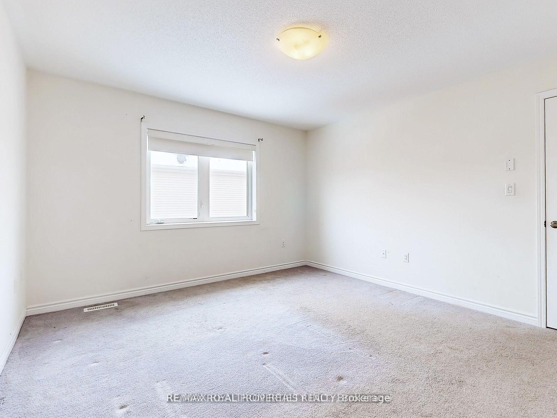 Photo 17 of 103 Westfield Drive, Whitby, Rural Whitby — HOMEH