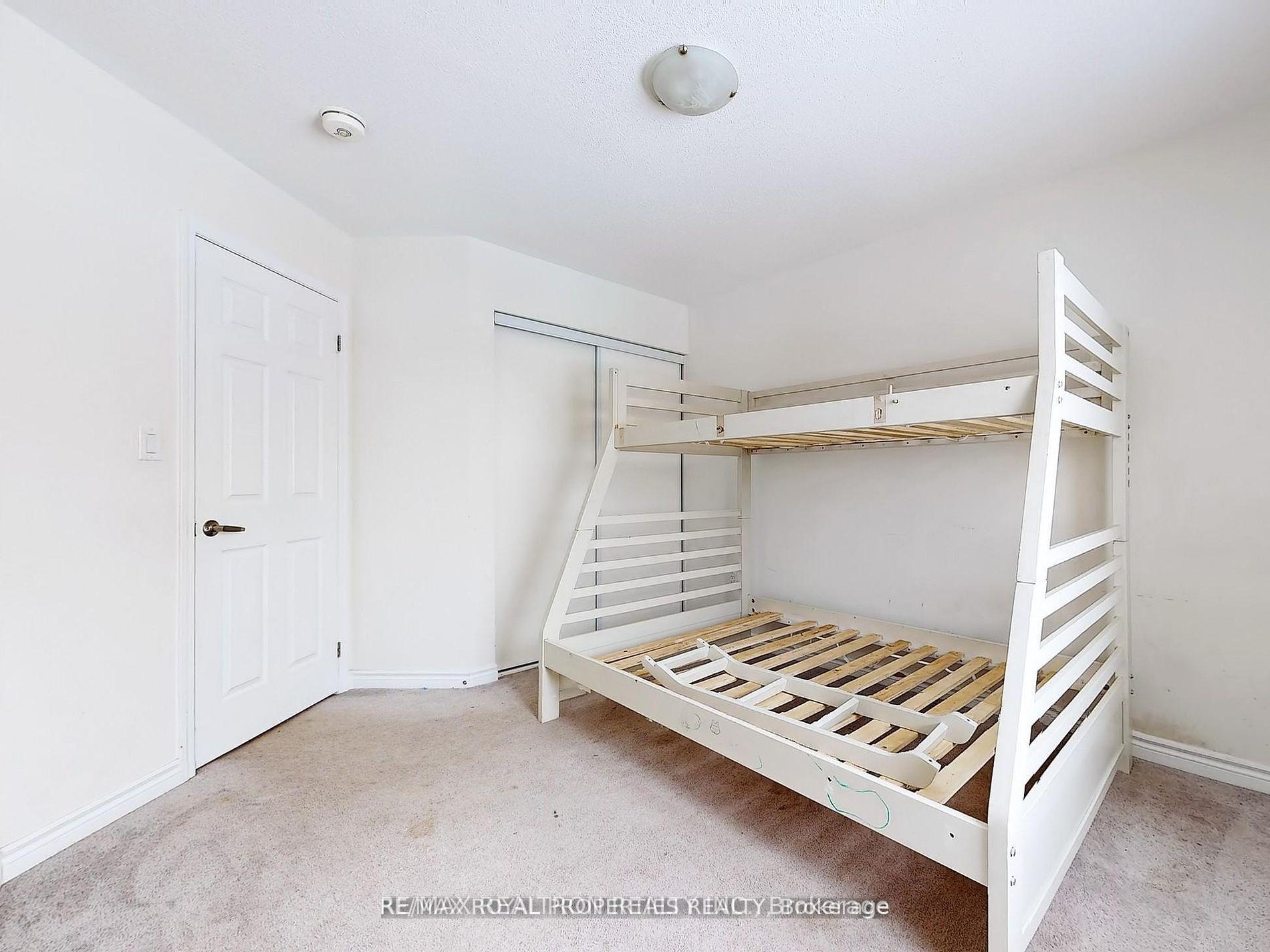 Photo 23 of 103 Westfield Drive, Whitby, Rural Whitby — HOMEH