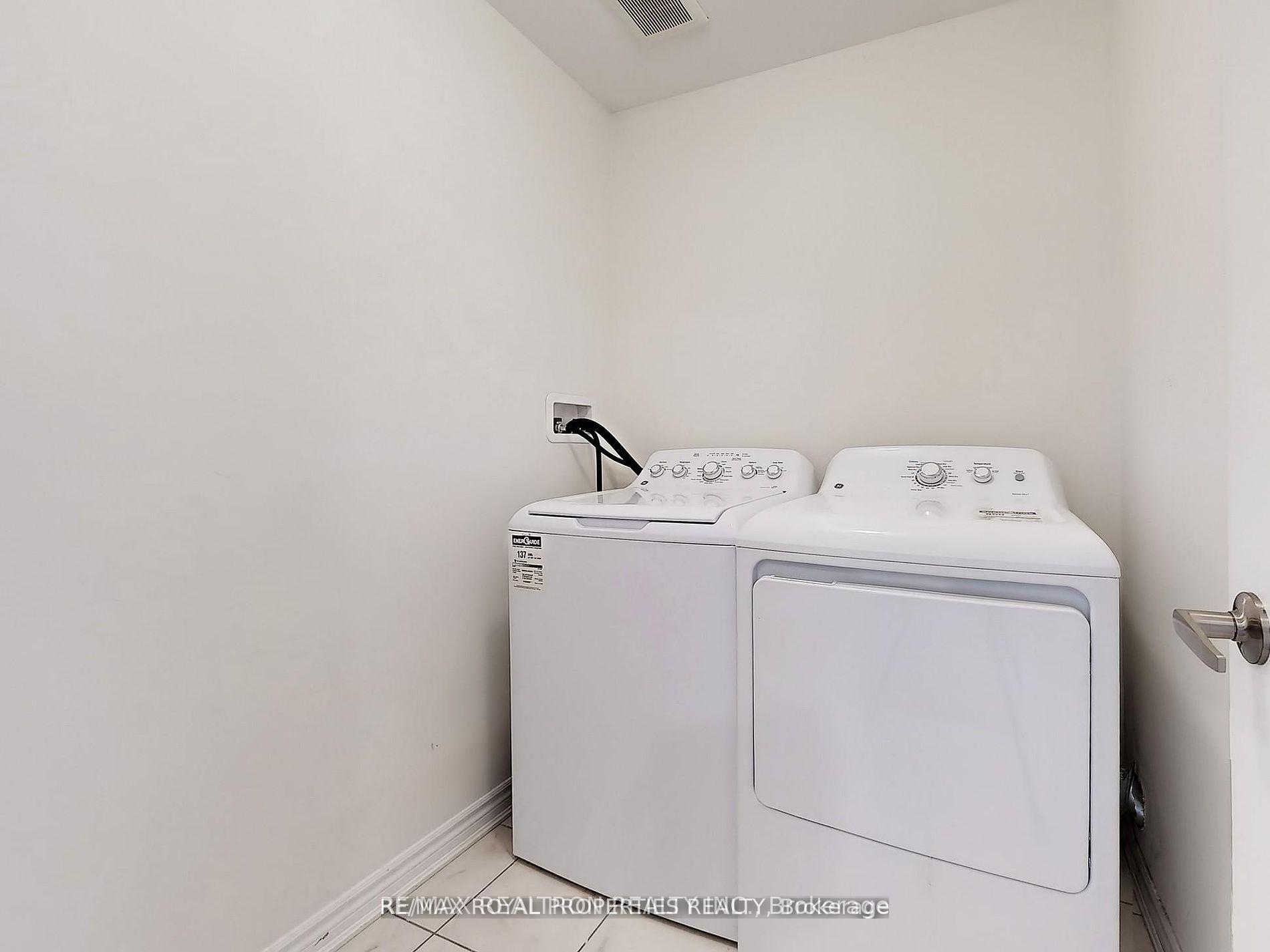 Photo 28 of 103 Westfield Drive, Whitby, Rural Whitby — HOMEH