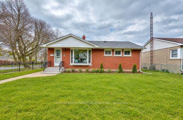 Photo 2 of 6358 Burdette Drive, Niagara Falls, Morrison — HOMEH