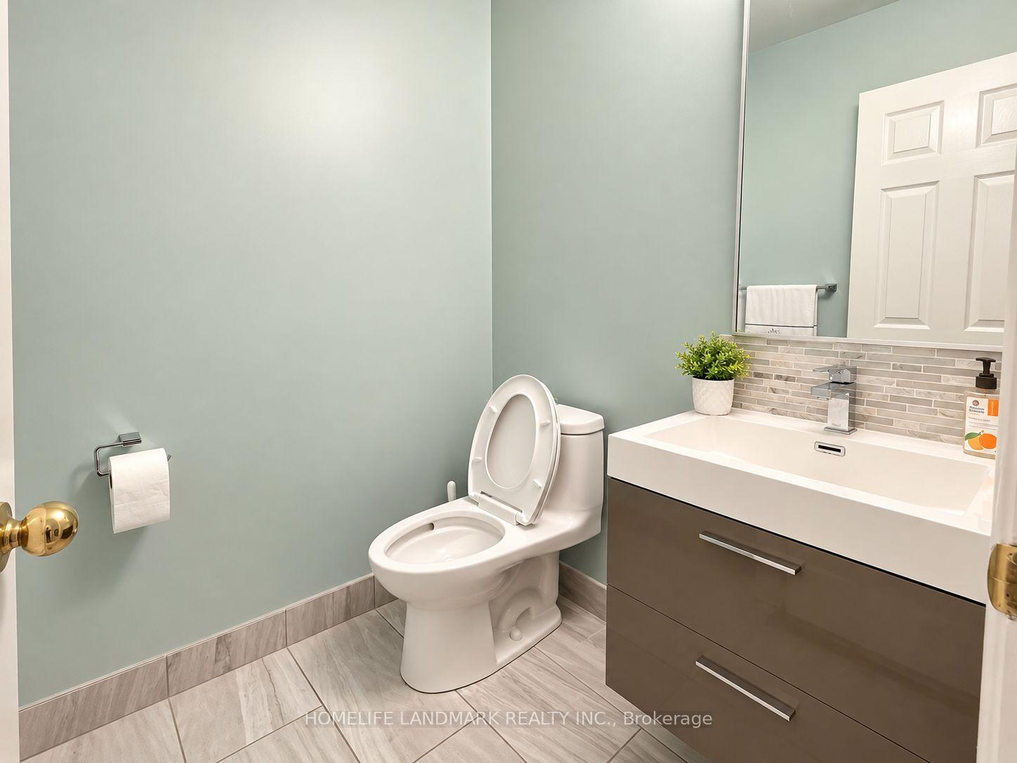 Photo 8 of 106 Fitzgerald Avenue, Markham, Unionville — HOMEH