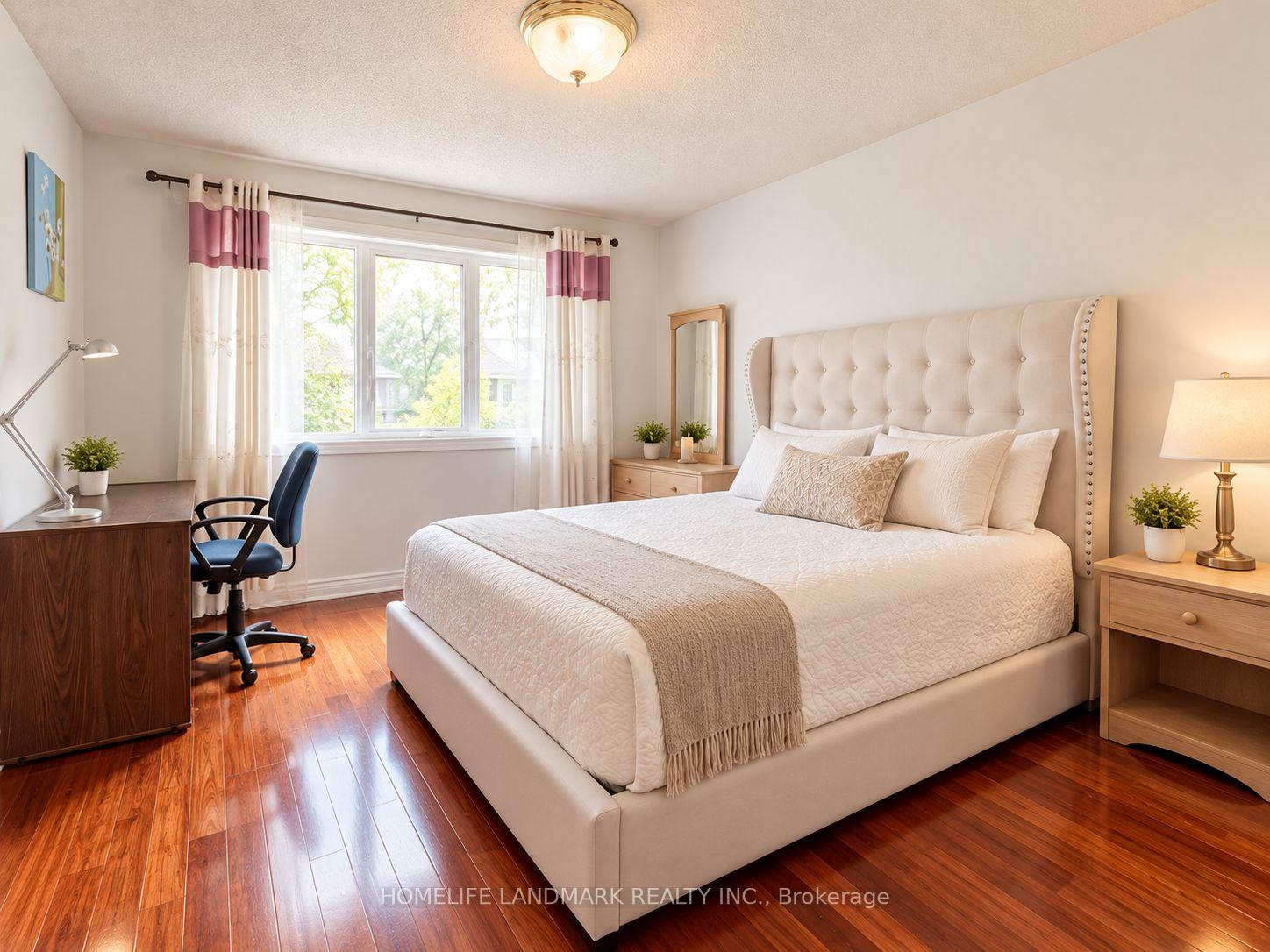 Photo 12 of 106 Fitzgerald Avenue, Markham, Unionville — HOMEH