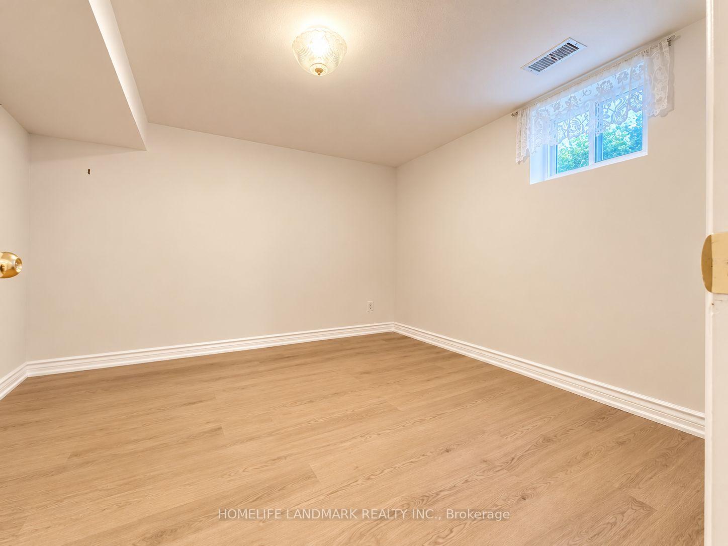 Photo 19 of 106 Fitzgerald Avenue, Markham, Unionville — HOMEH