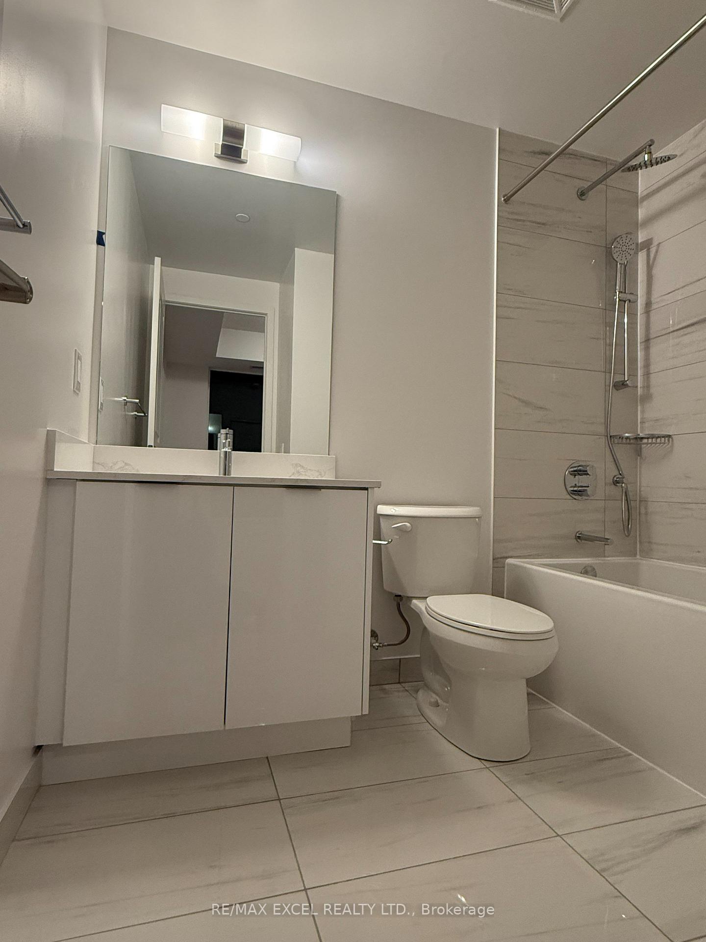 Photo 6 of Unit 1001, 204 Burnhamthorpe Road E, Mississauga, Mississauga Valleys — HOMEH