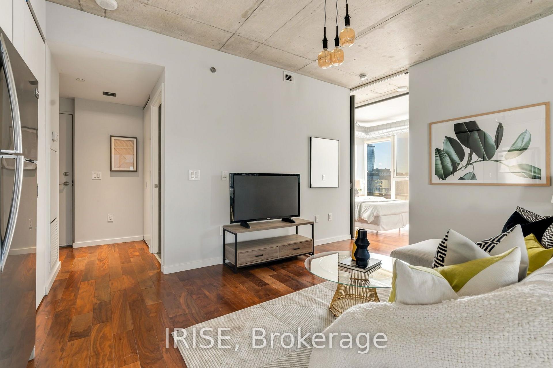 Photo 11 of Unit 918, 32 Trolley Crescent, Toronto, Moss Park — HOMEH